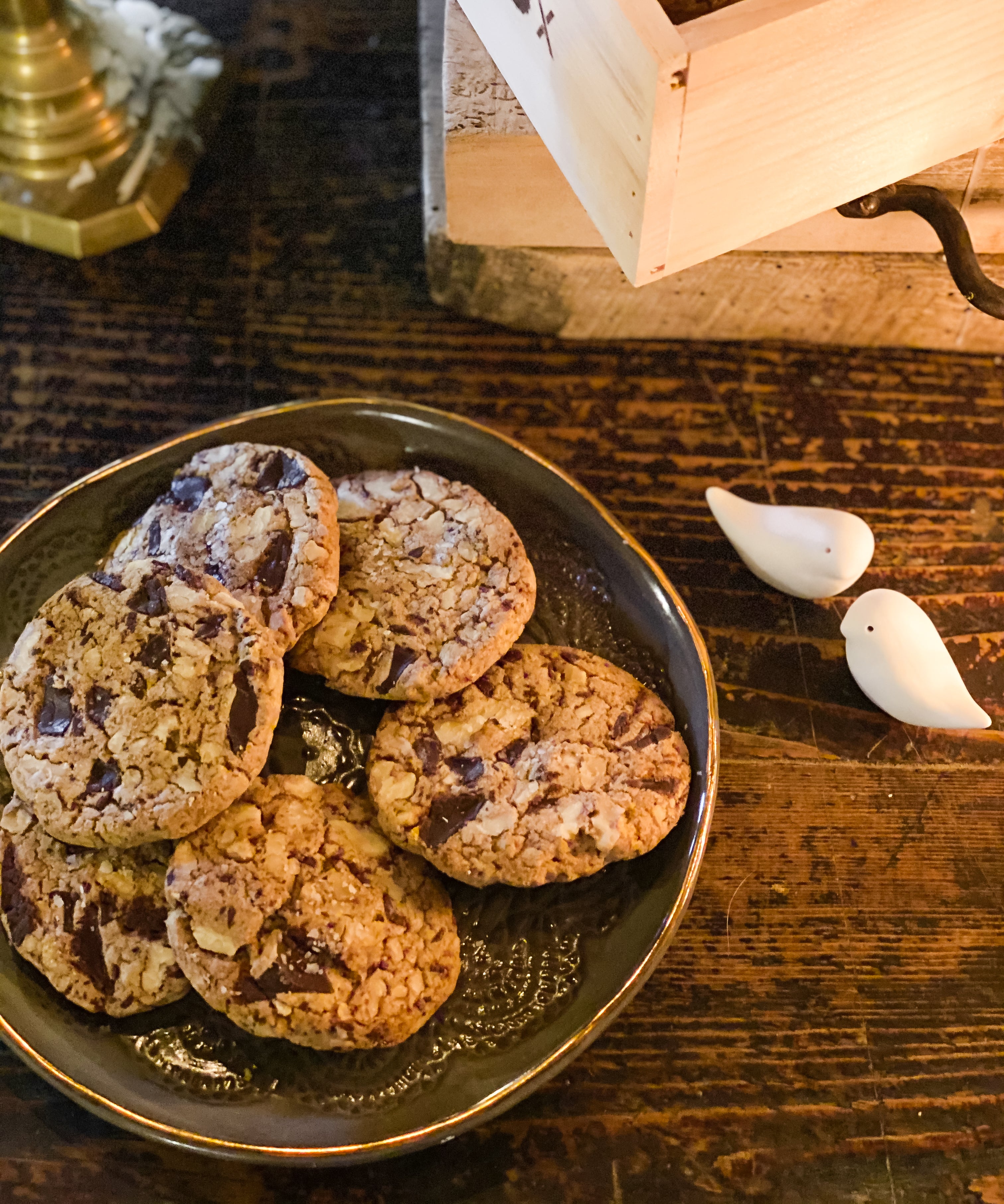 Gold Brush Cookie Plate | Gunmetal