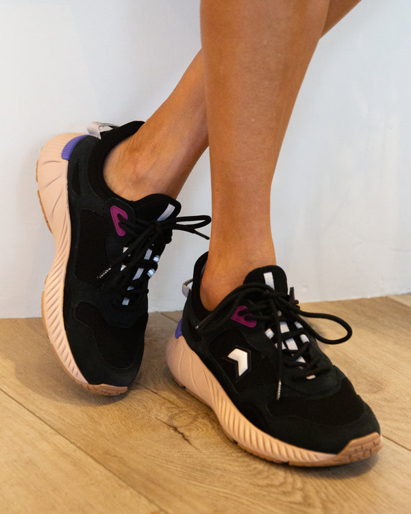 Ewie Sneaker | Black