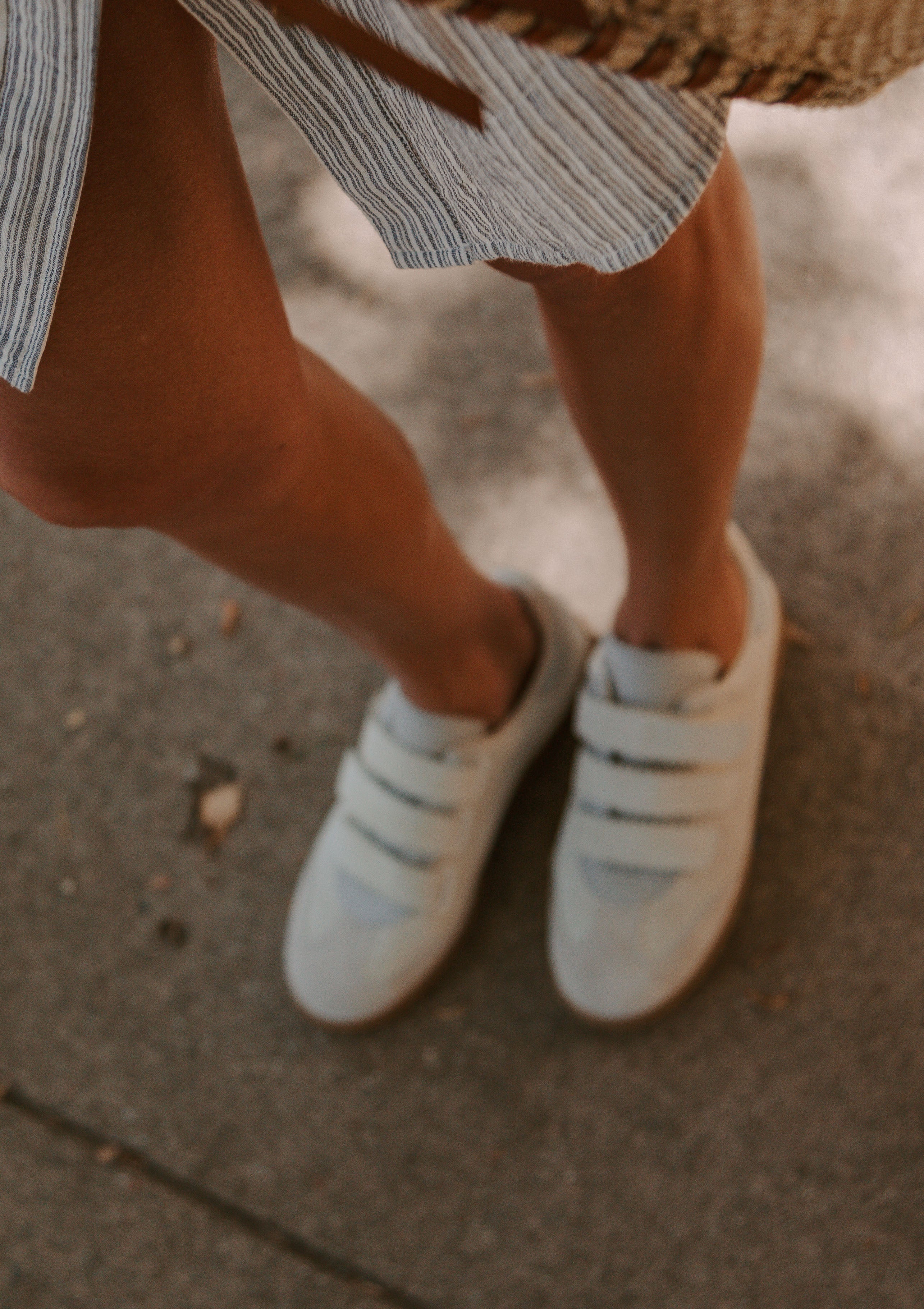 Beth Sneaker | Ecru