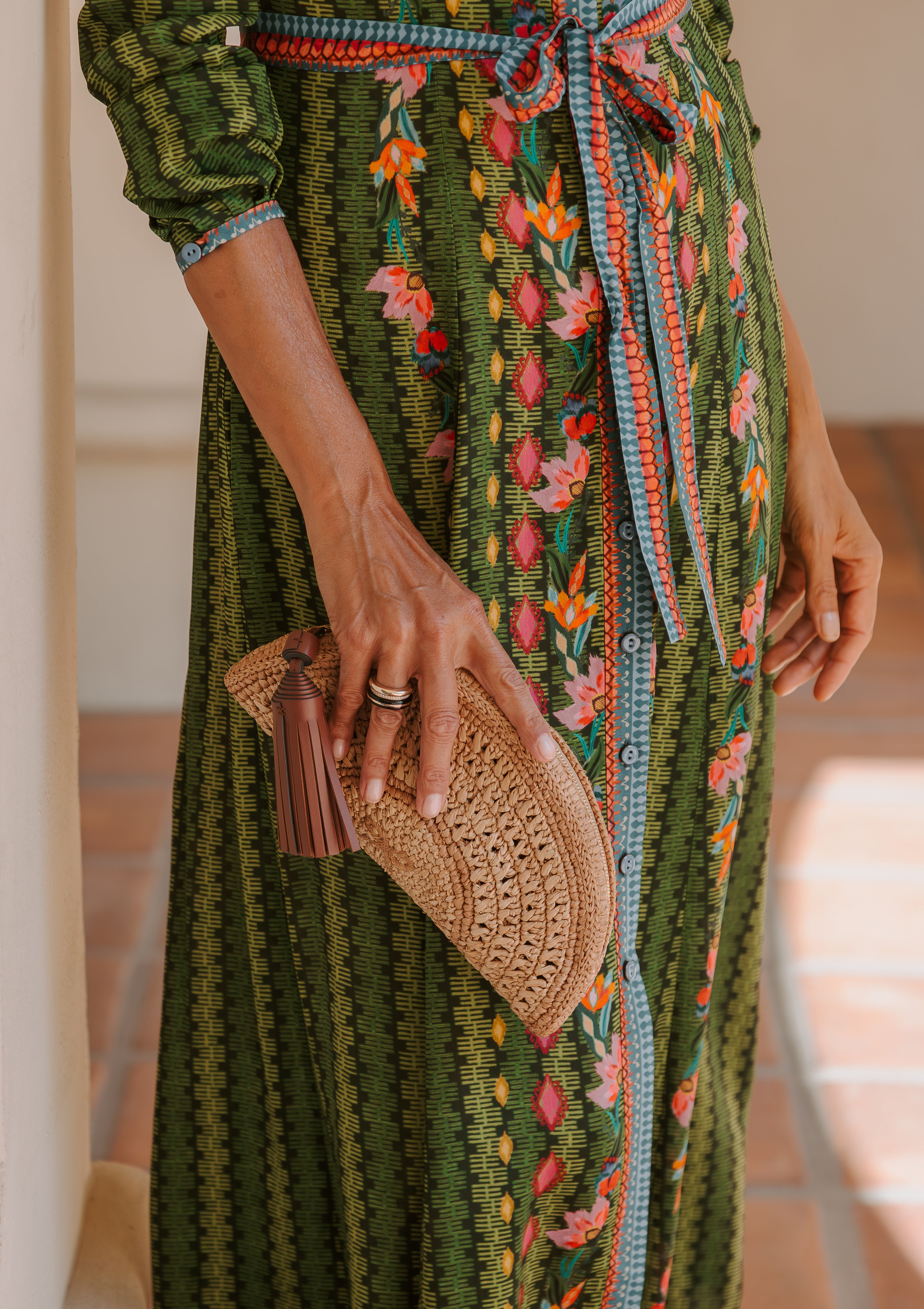 Half Moon Bow Clutch | Natural