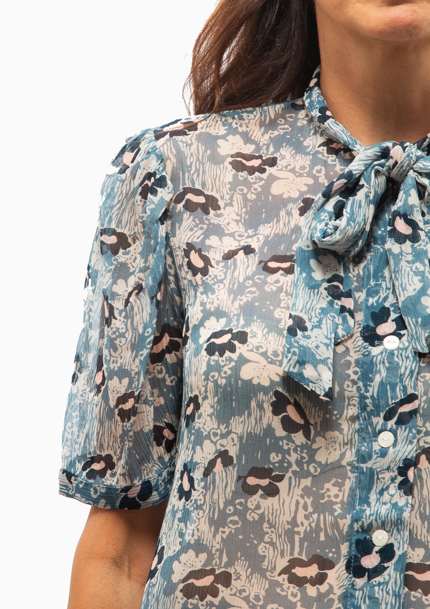 Chance Water Flower Shirt | Medium Blue