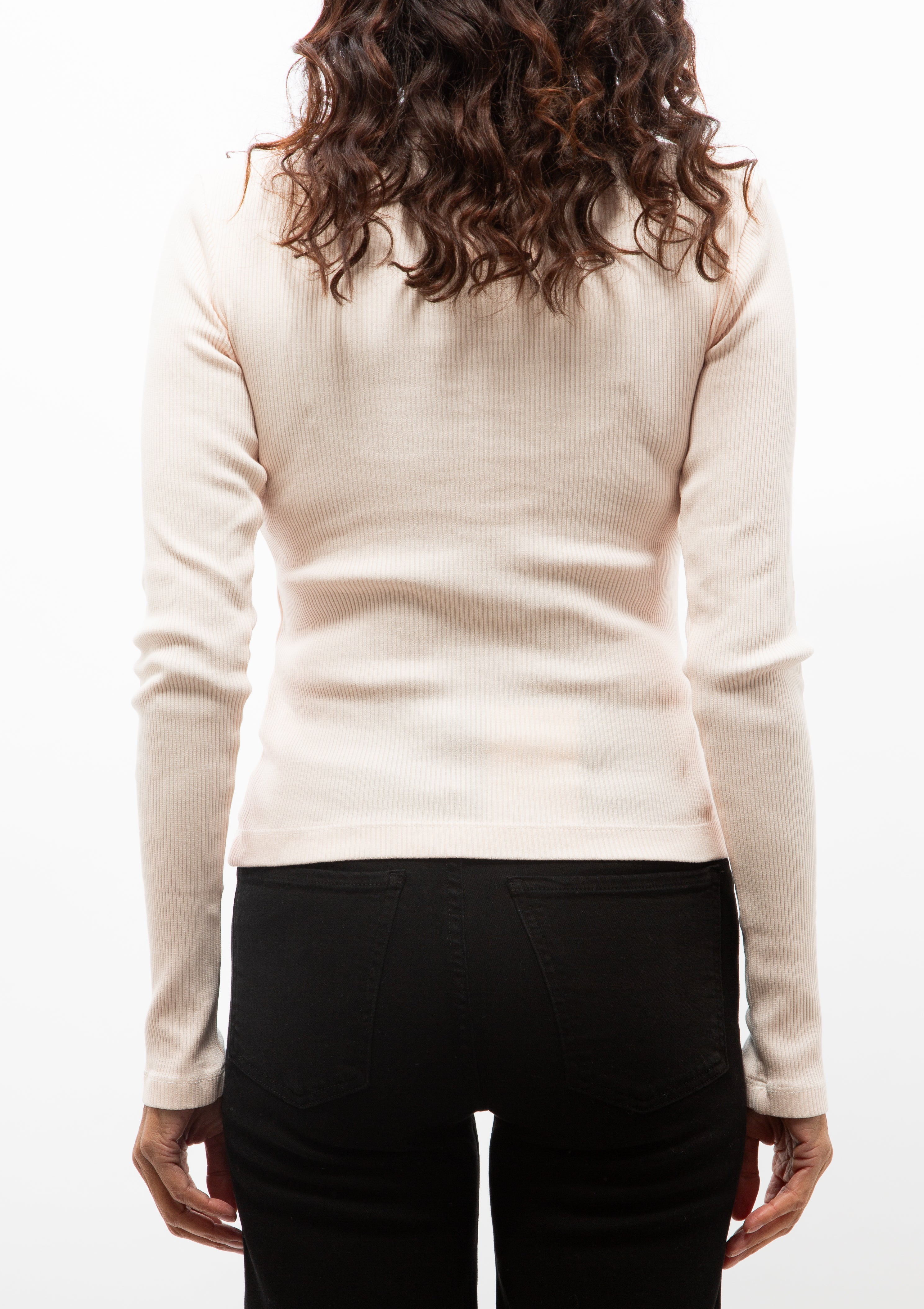 Varra Henley | Cameo
