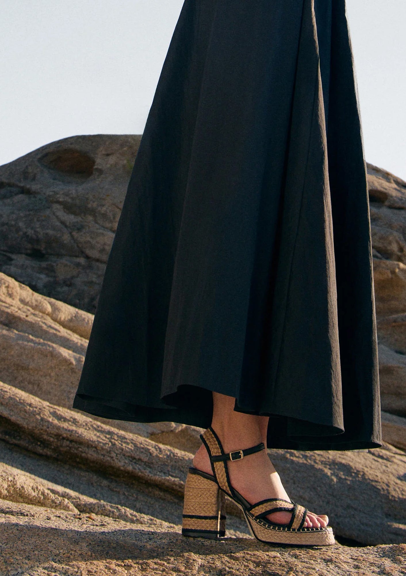Vanish Heel Sandal | Natural/Negro