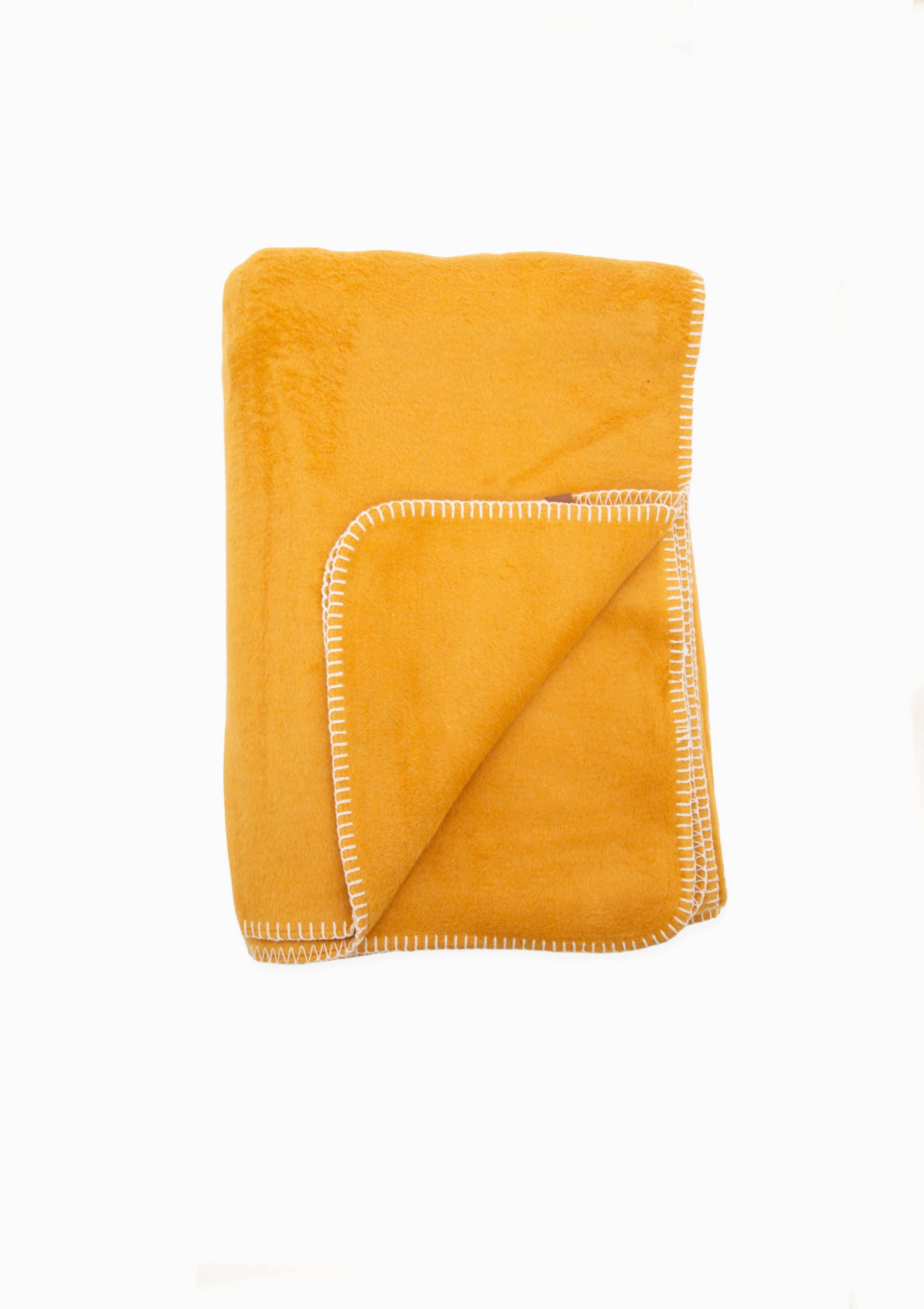Savona Throw Solid | Gold