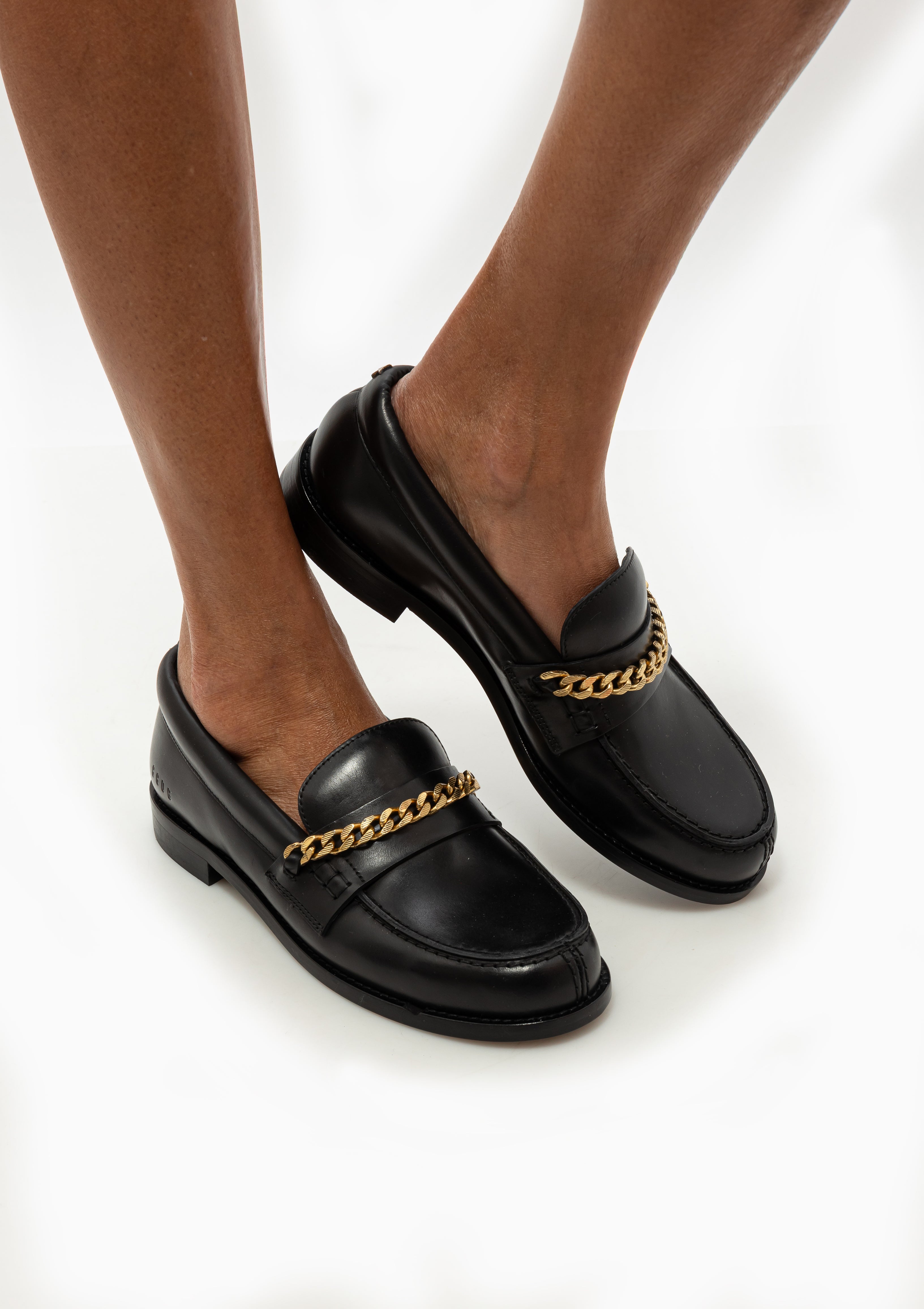 Jerry Leather Loafer With Chain | Black