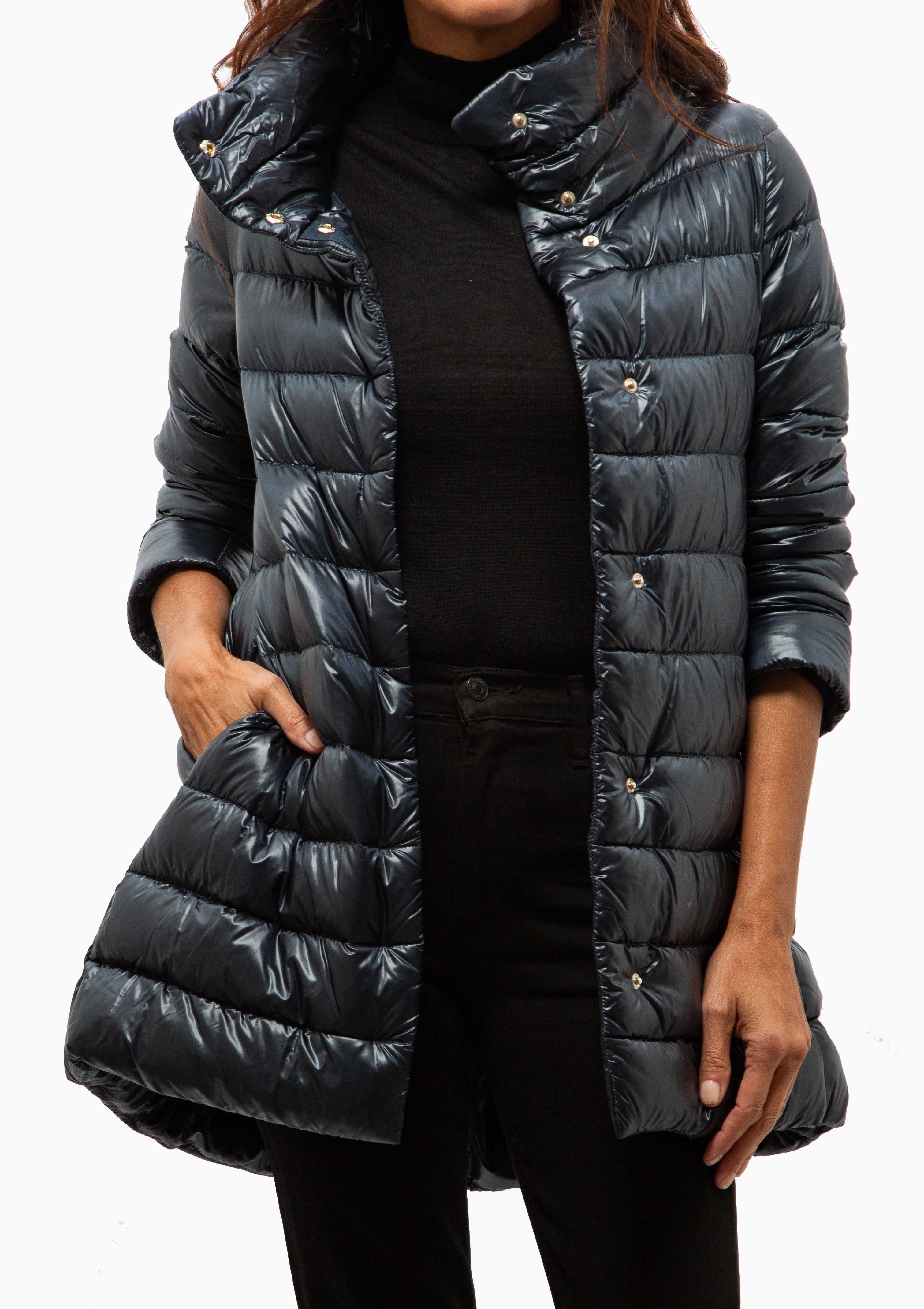 Amelia Classic Nylon A-Shape Coat | Navy