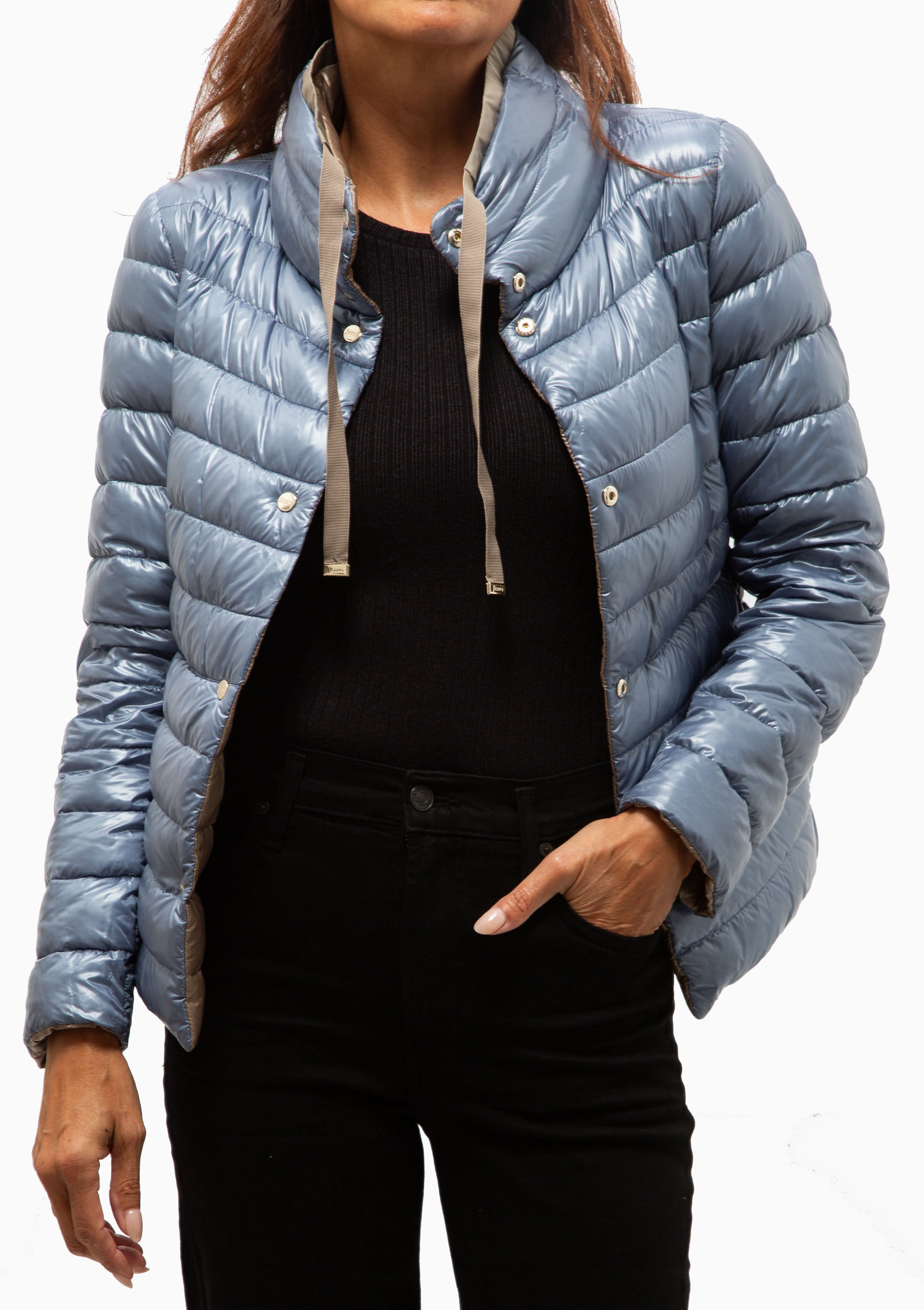 Classic Nylon Reversible Cape | Taupe/Blue