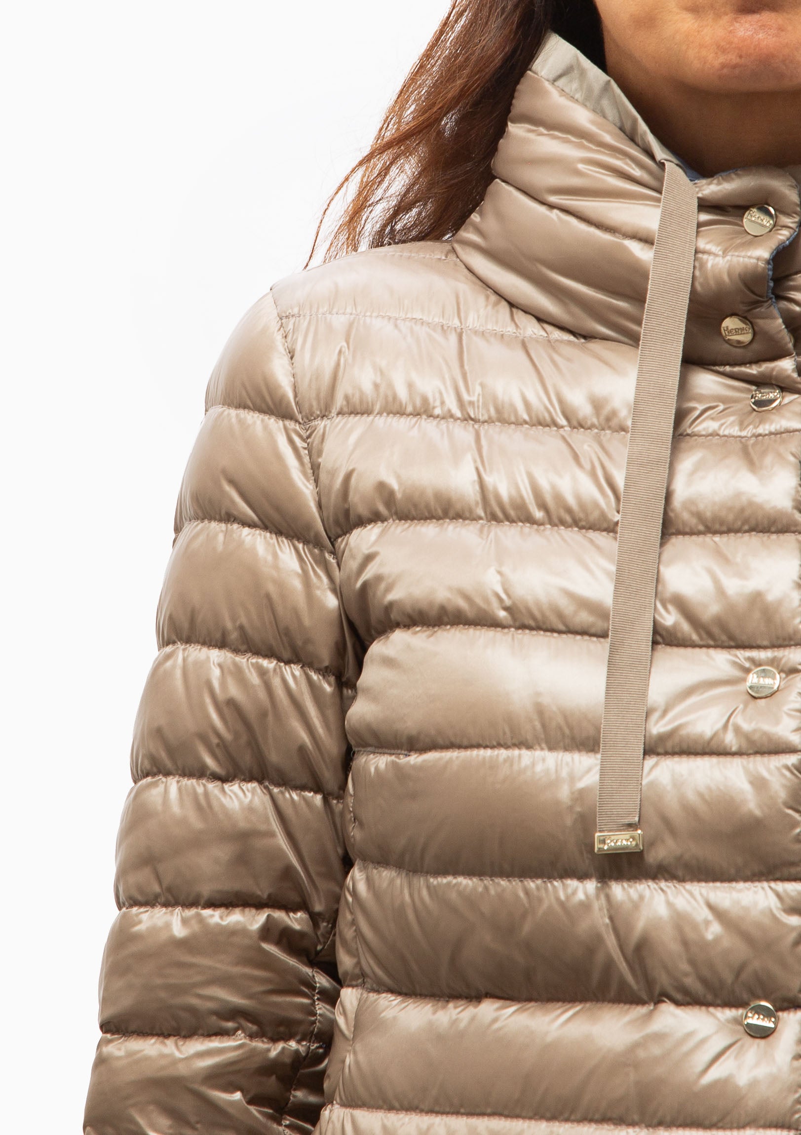 Classic Nylon Reversible Cape | Taupe/Blue