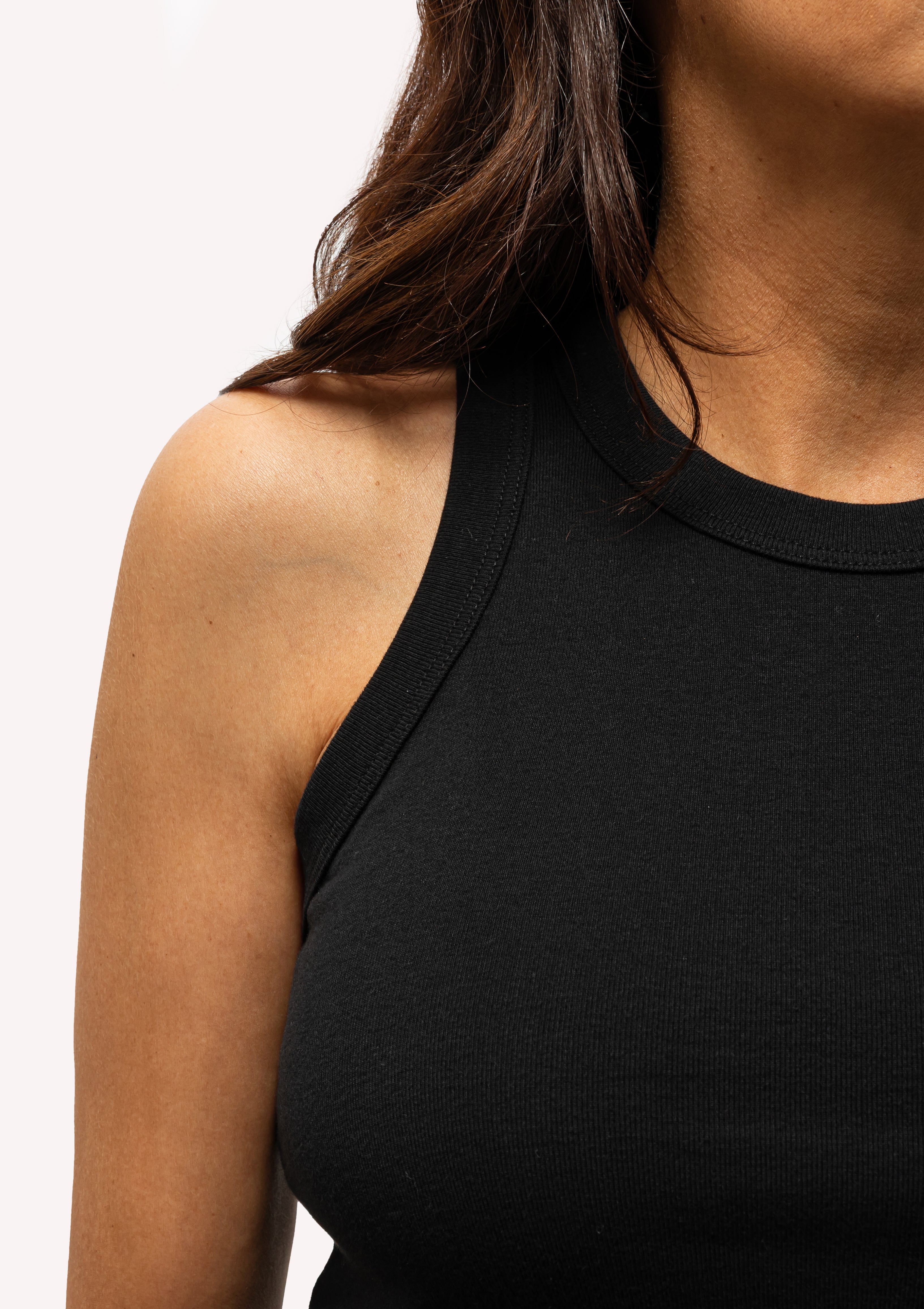Nando High Neck Tank | Black