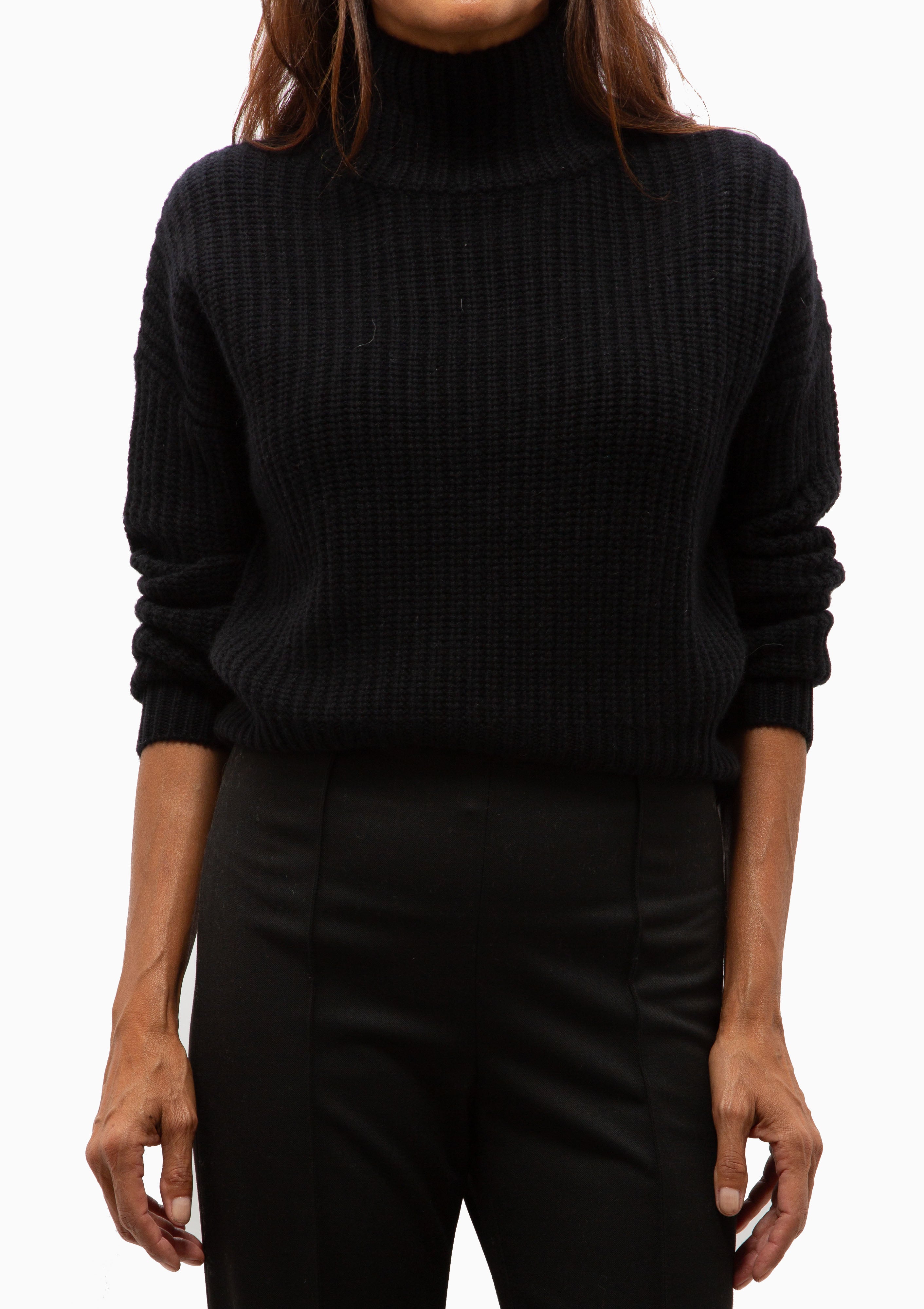 Julina Sweater | Black