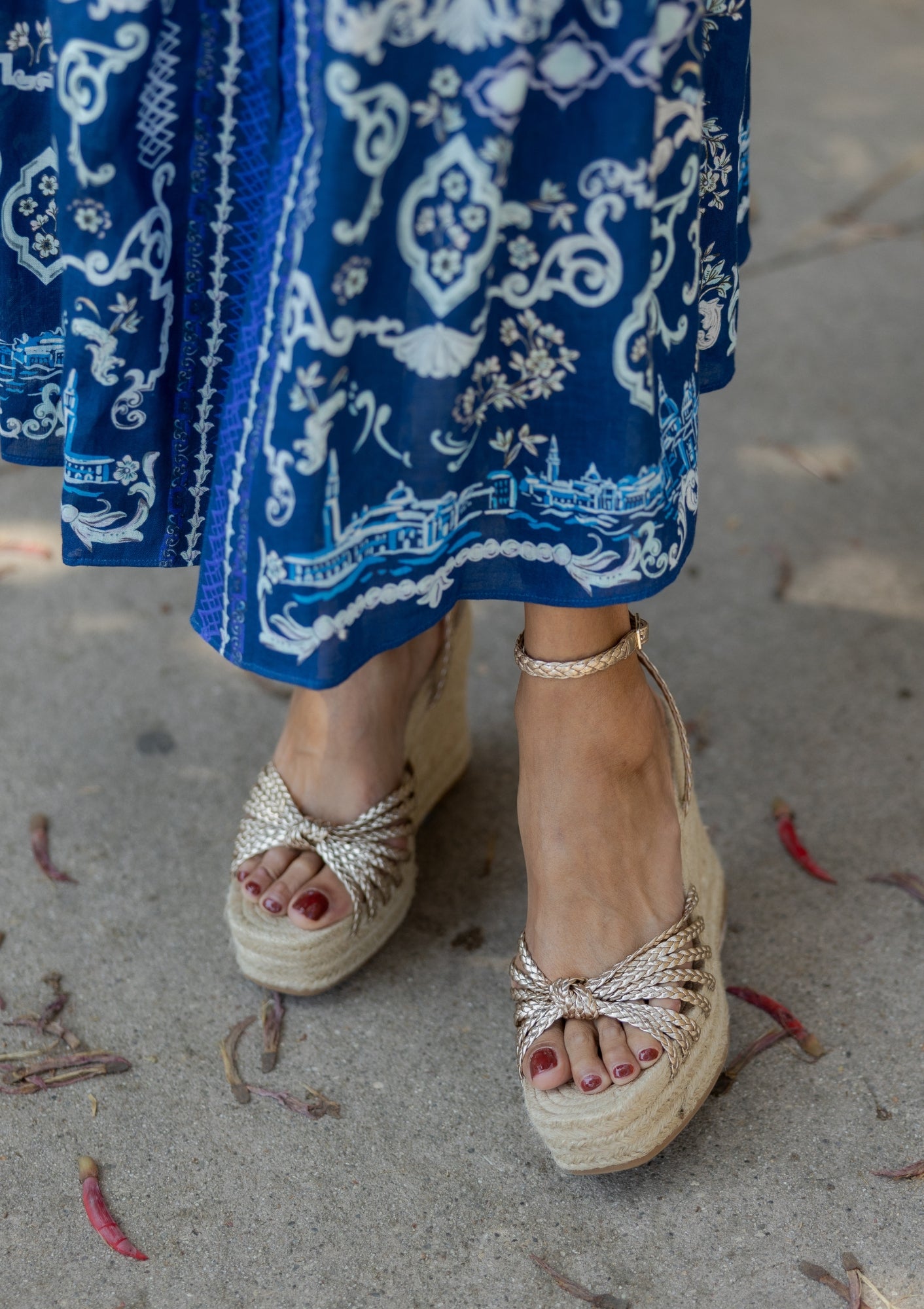 Pamela Mignon Knot Wedge | Champagne/Natural