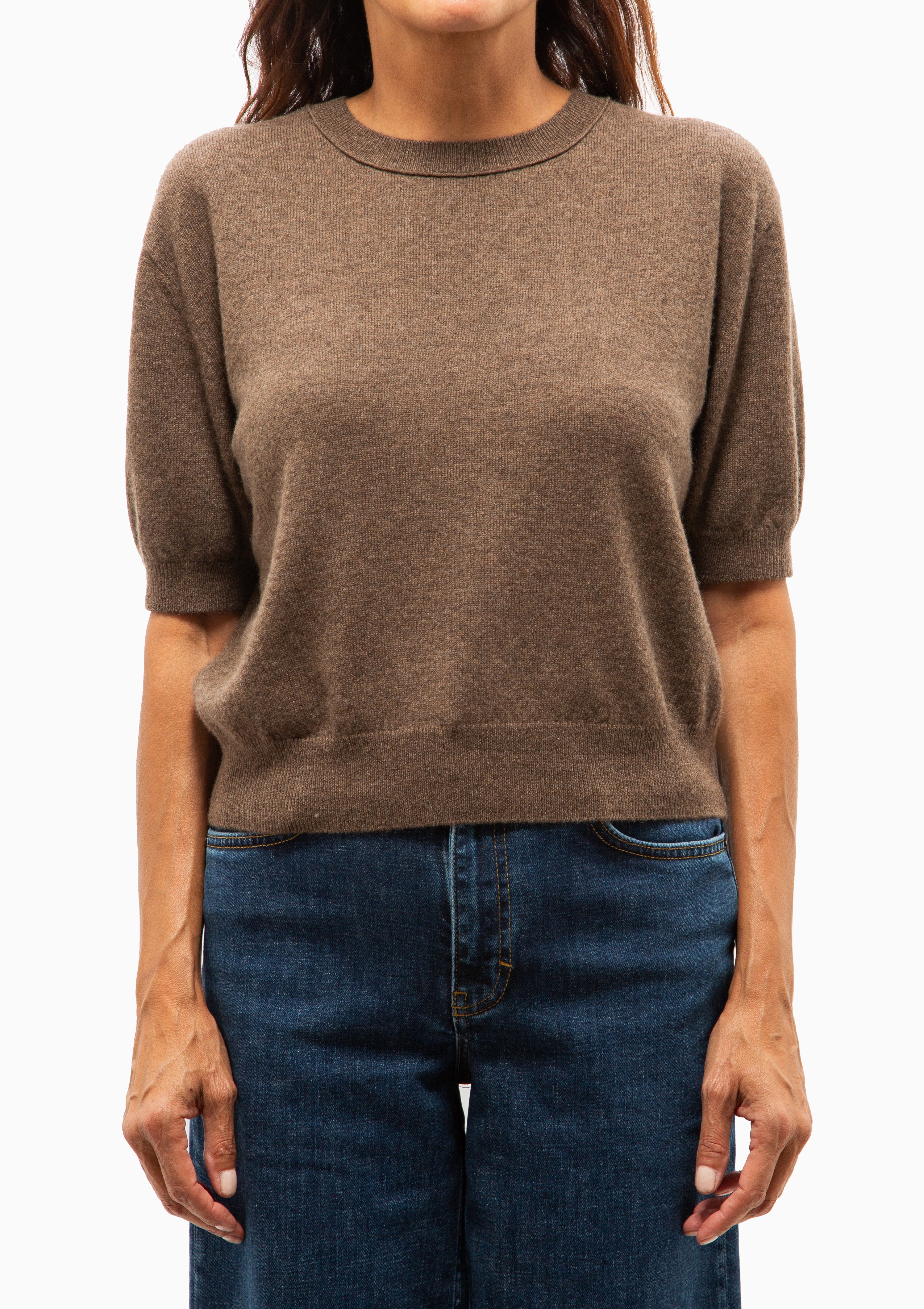 Genevra T-Shirt | Dark Truffle