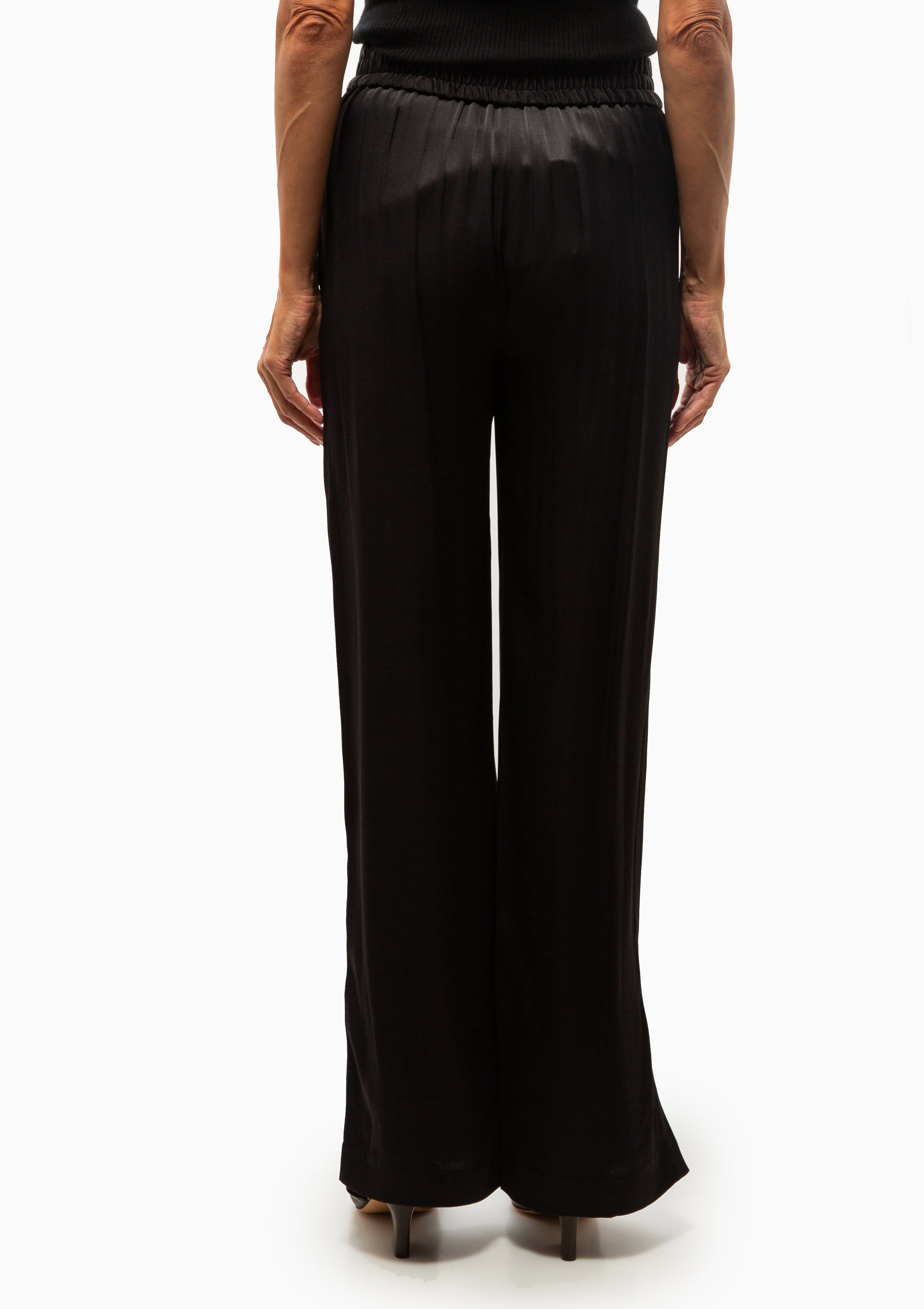 Straight Leg Trousers | Black