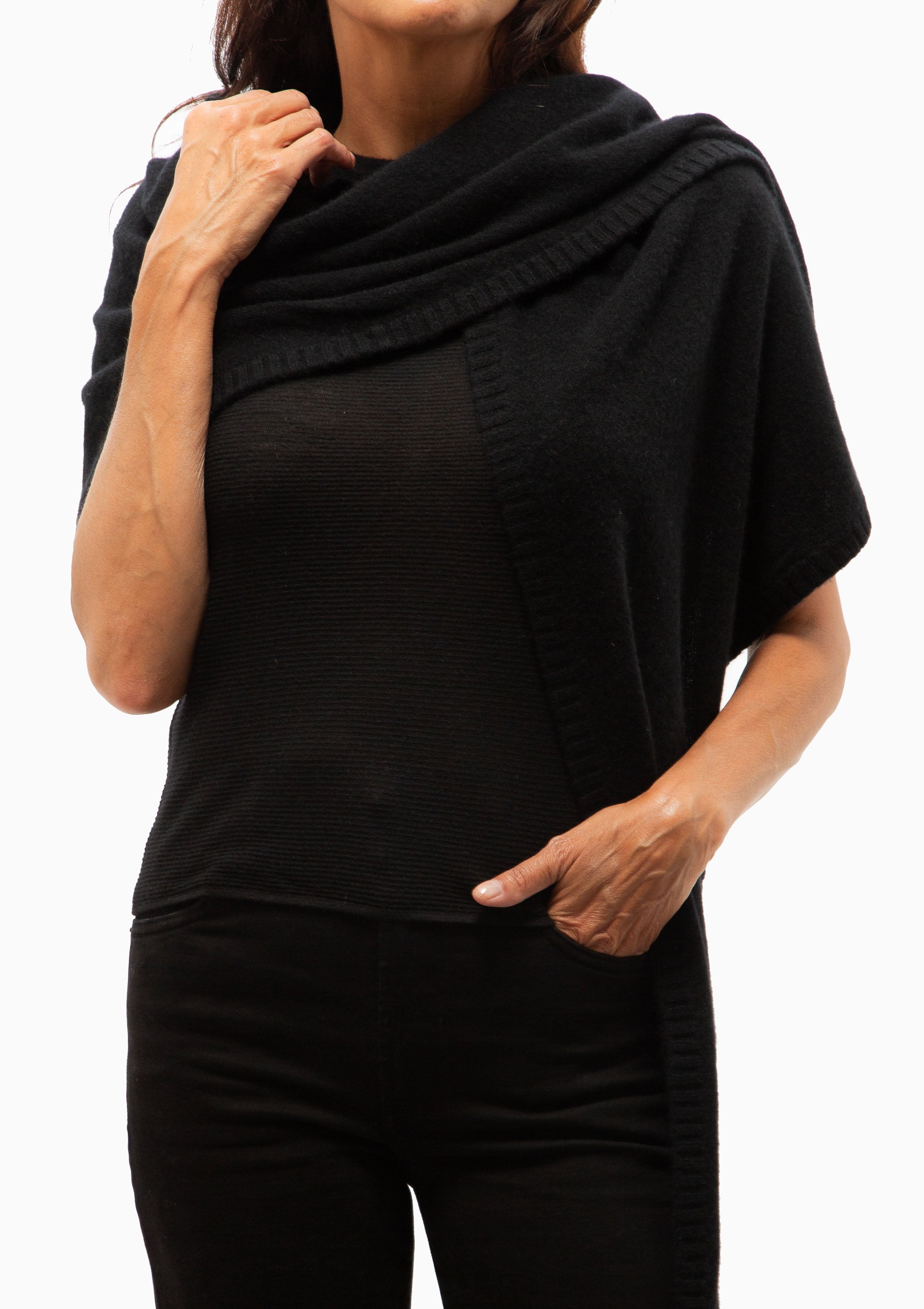 Joanna Scarf | Black