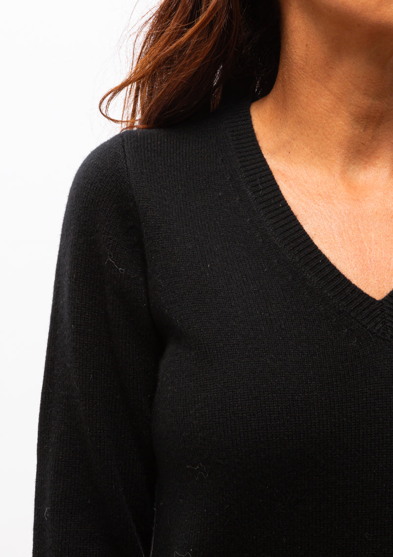 Valdorf Sweater | Black