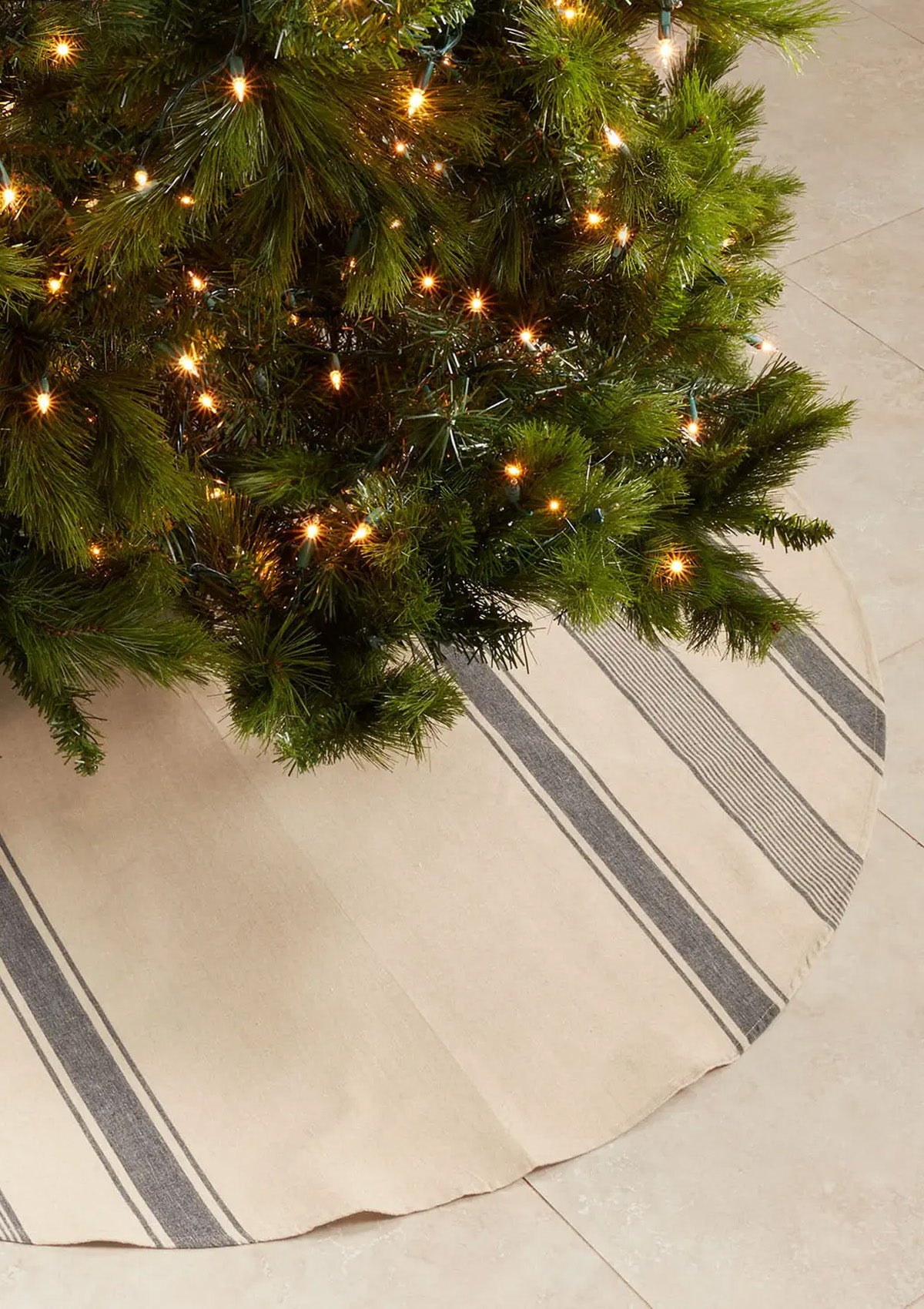 Rustic Banded Christmas Tree Skirt | Navy