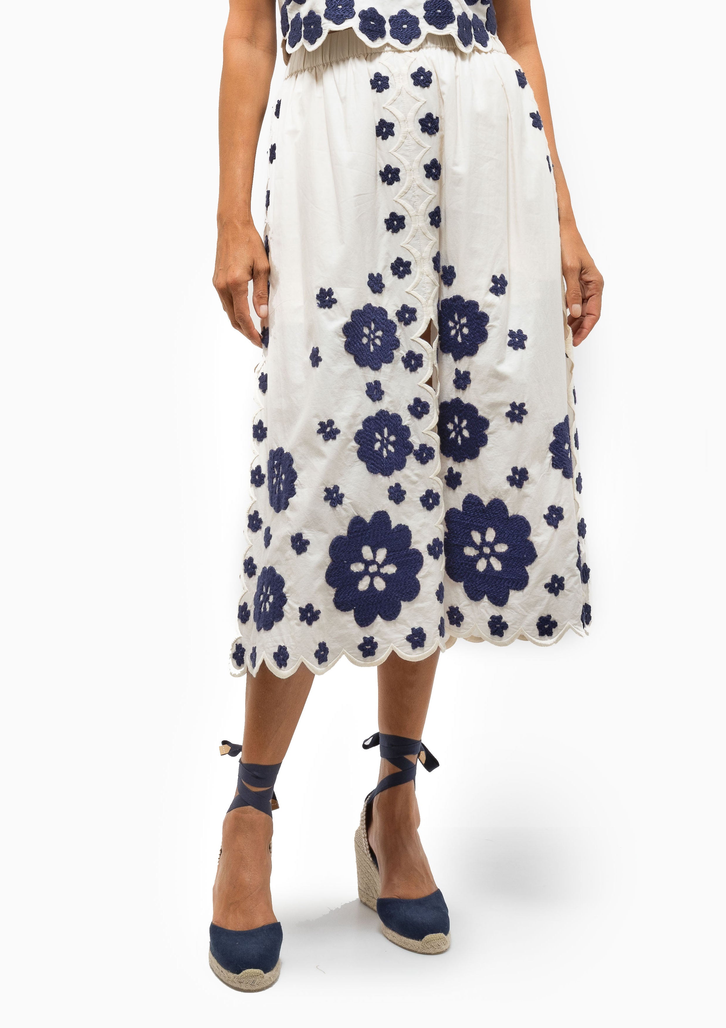 Catrine Applique Midi Scallop Skirt | Blue