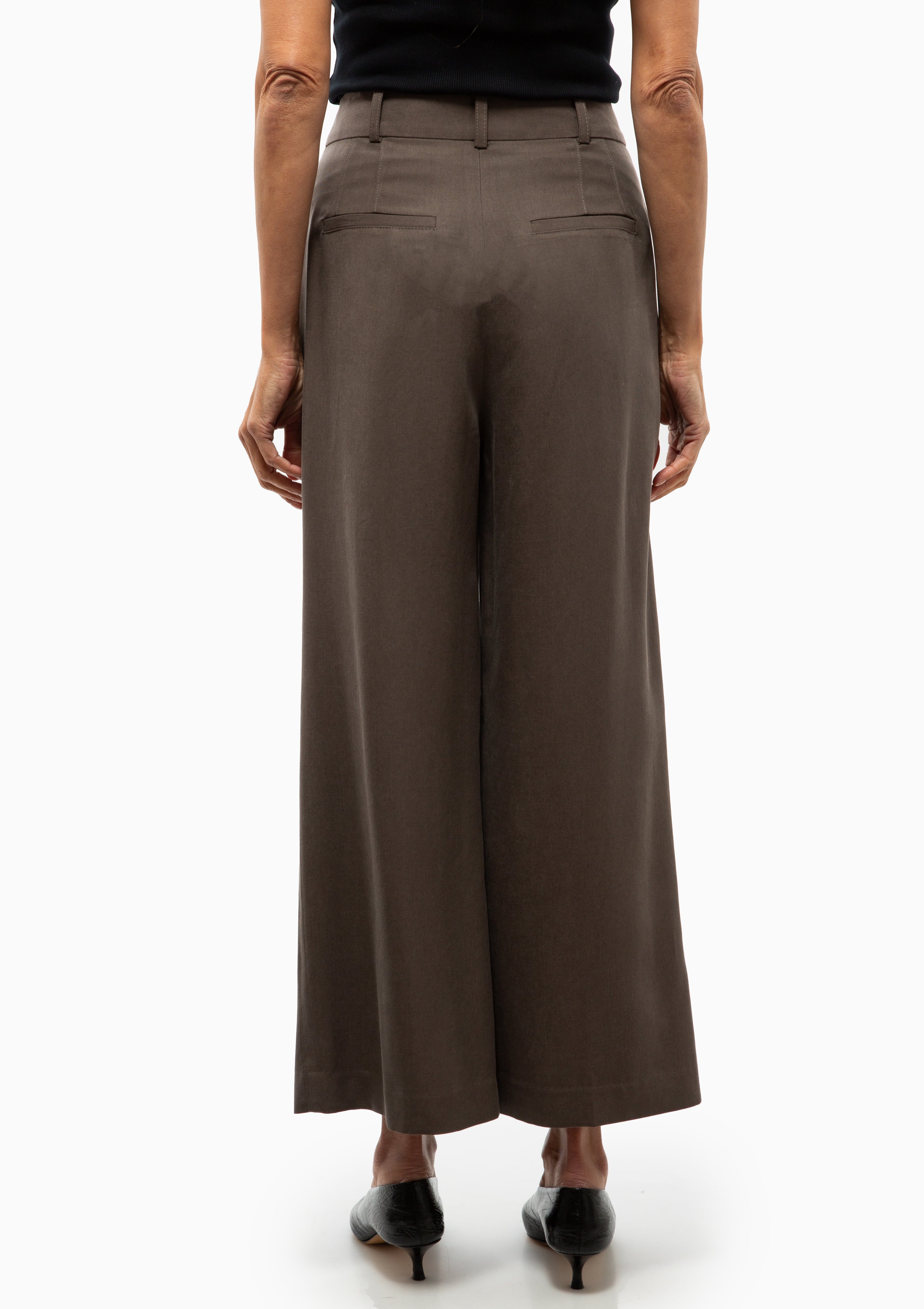 Cropped Pleated Trouser | Mink