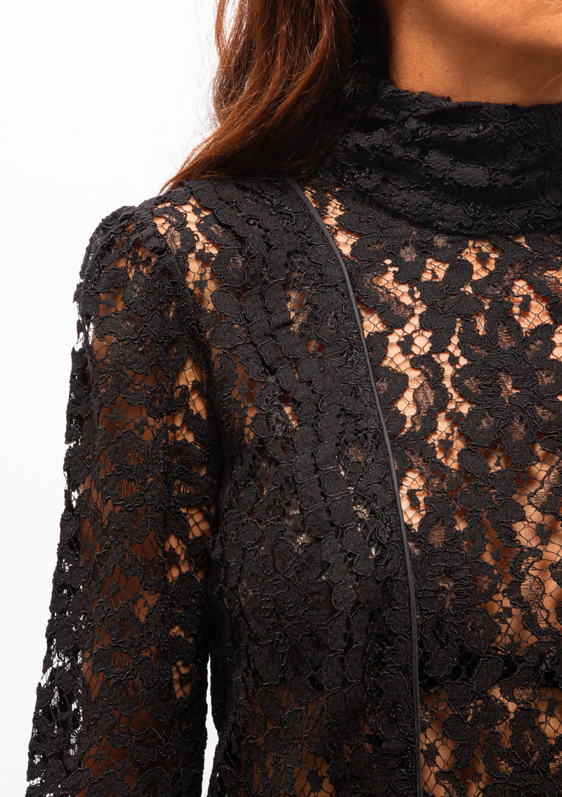 Scalloped Lace Top | Black Lace