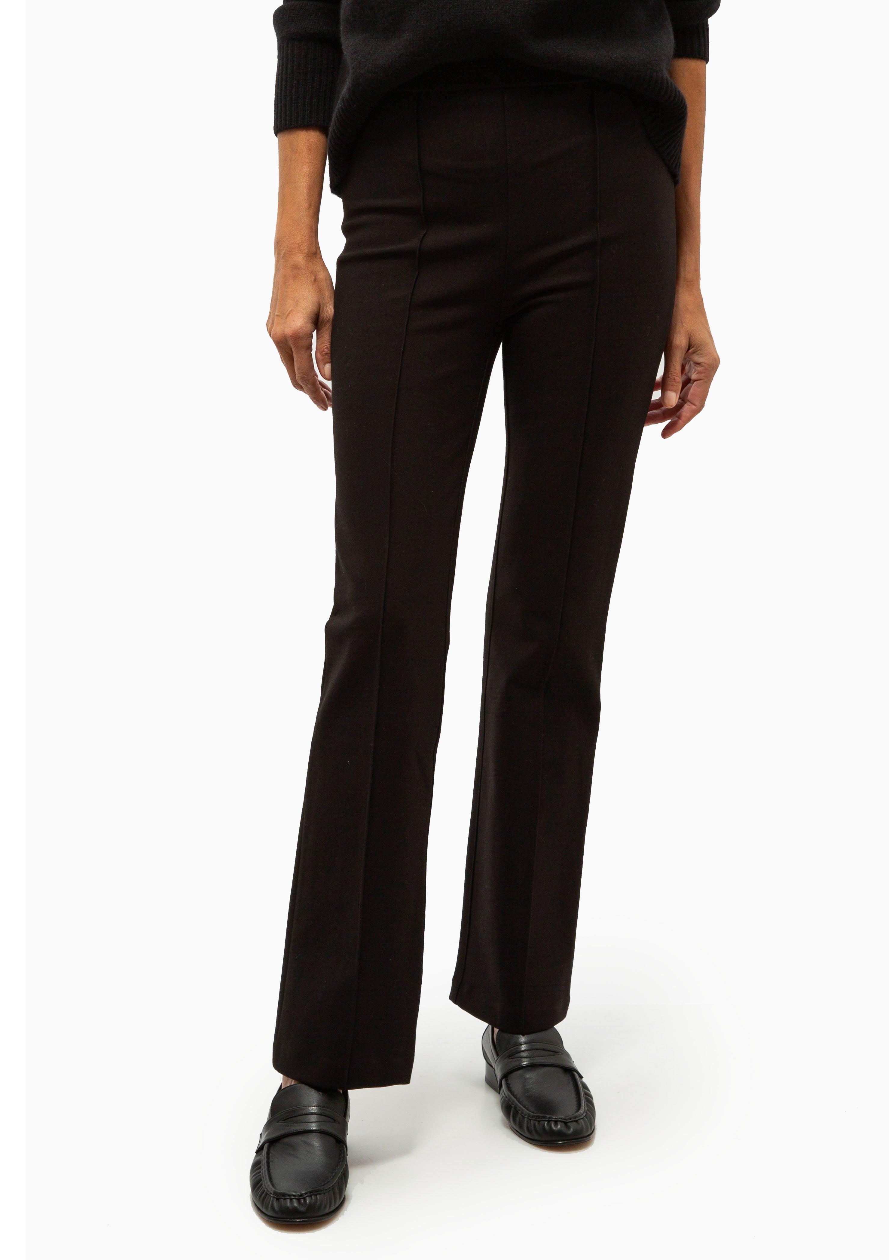Casanova Ankle Flare Pintuck Pants | Black