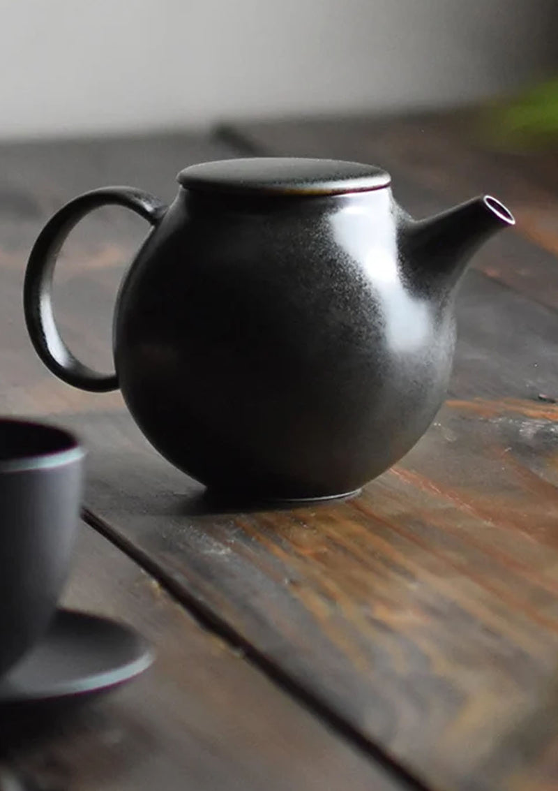 Pebble Teapot | Black, 450ml