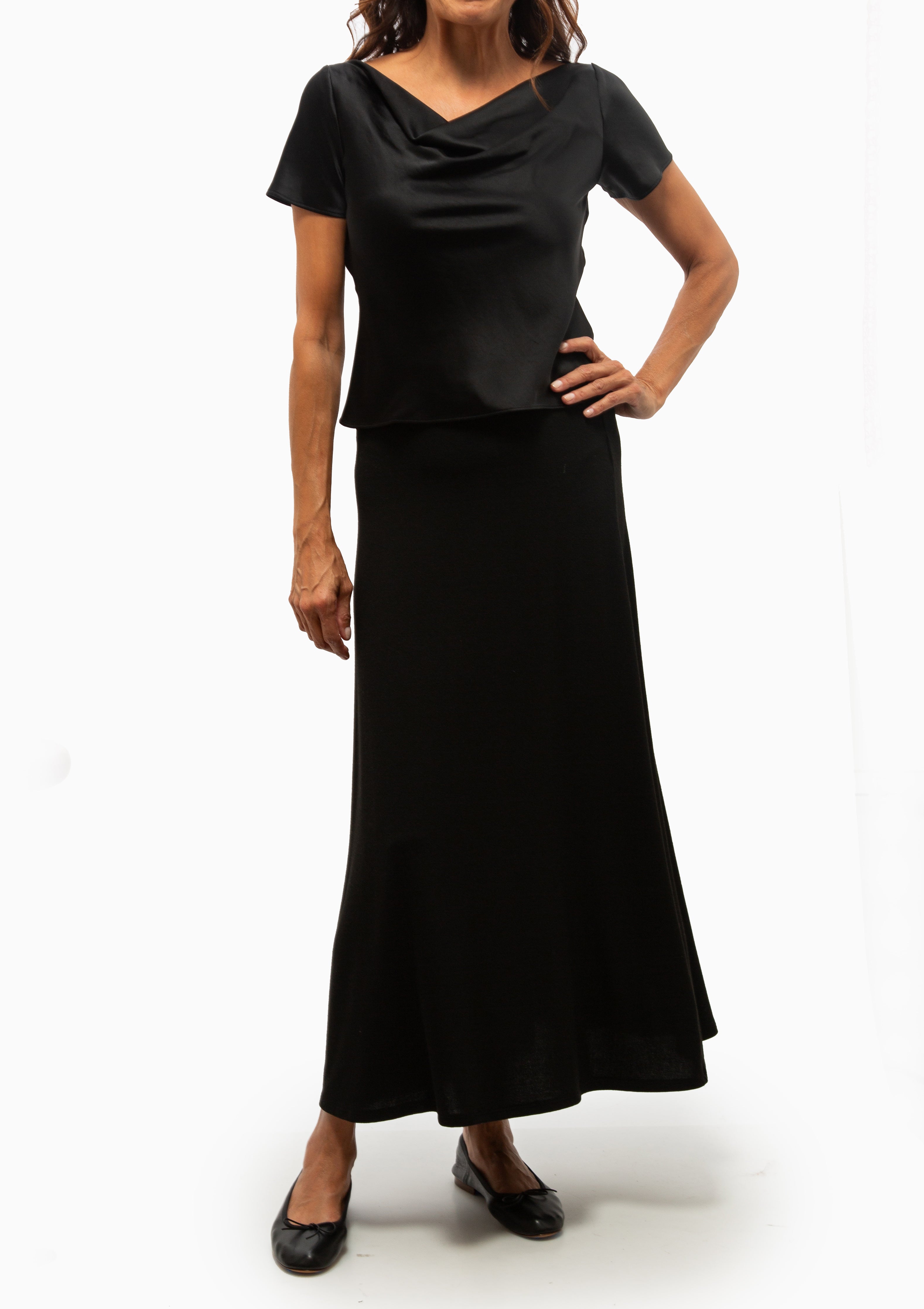 Barb Draped Neck Cap Sleeve | Black