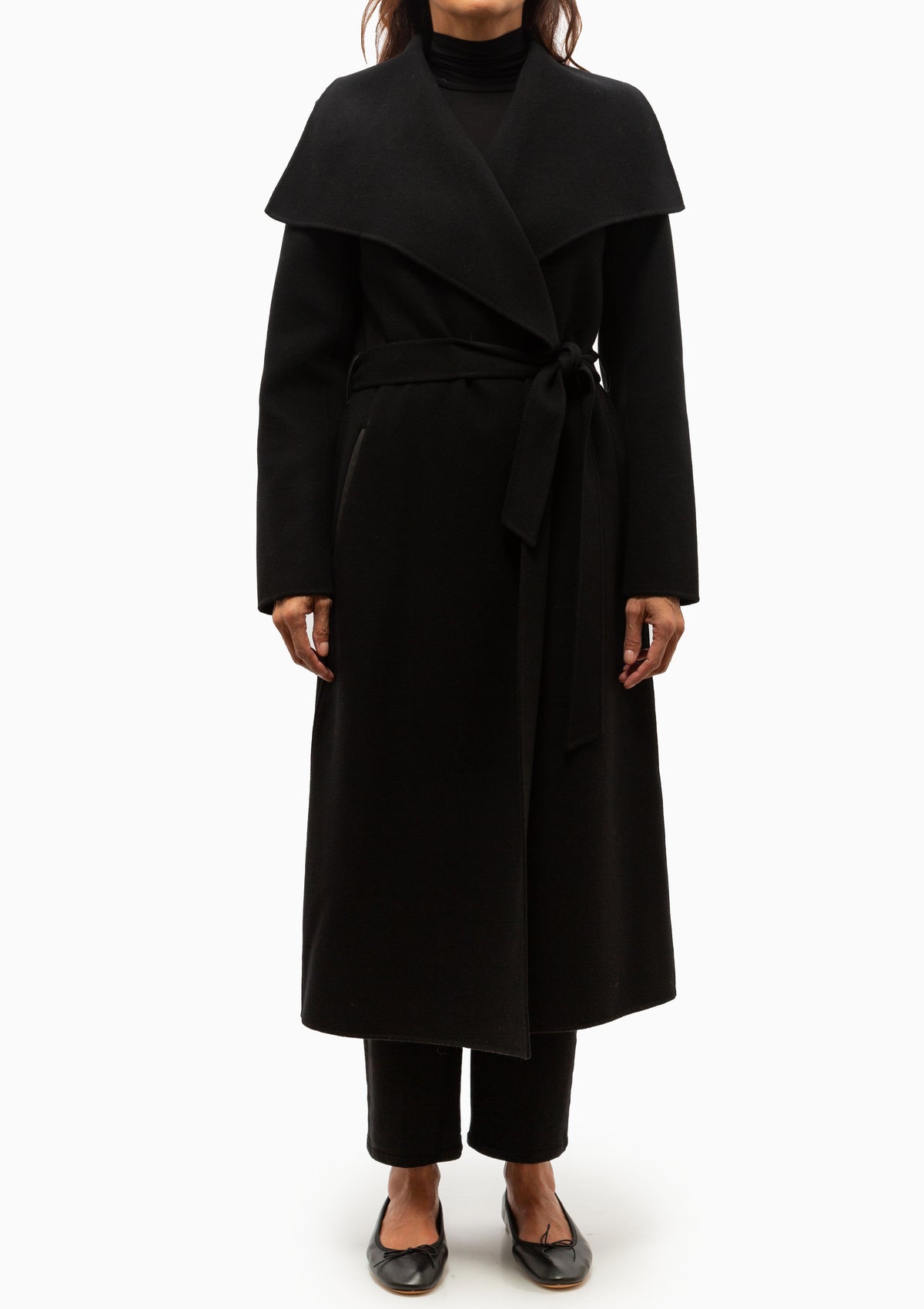 Mai Wrap Coat | Black