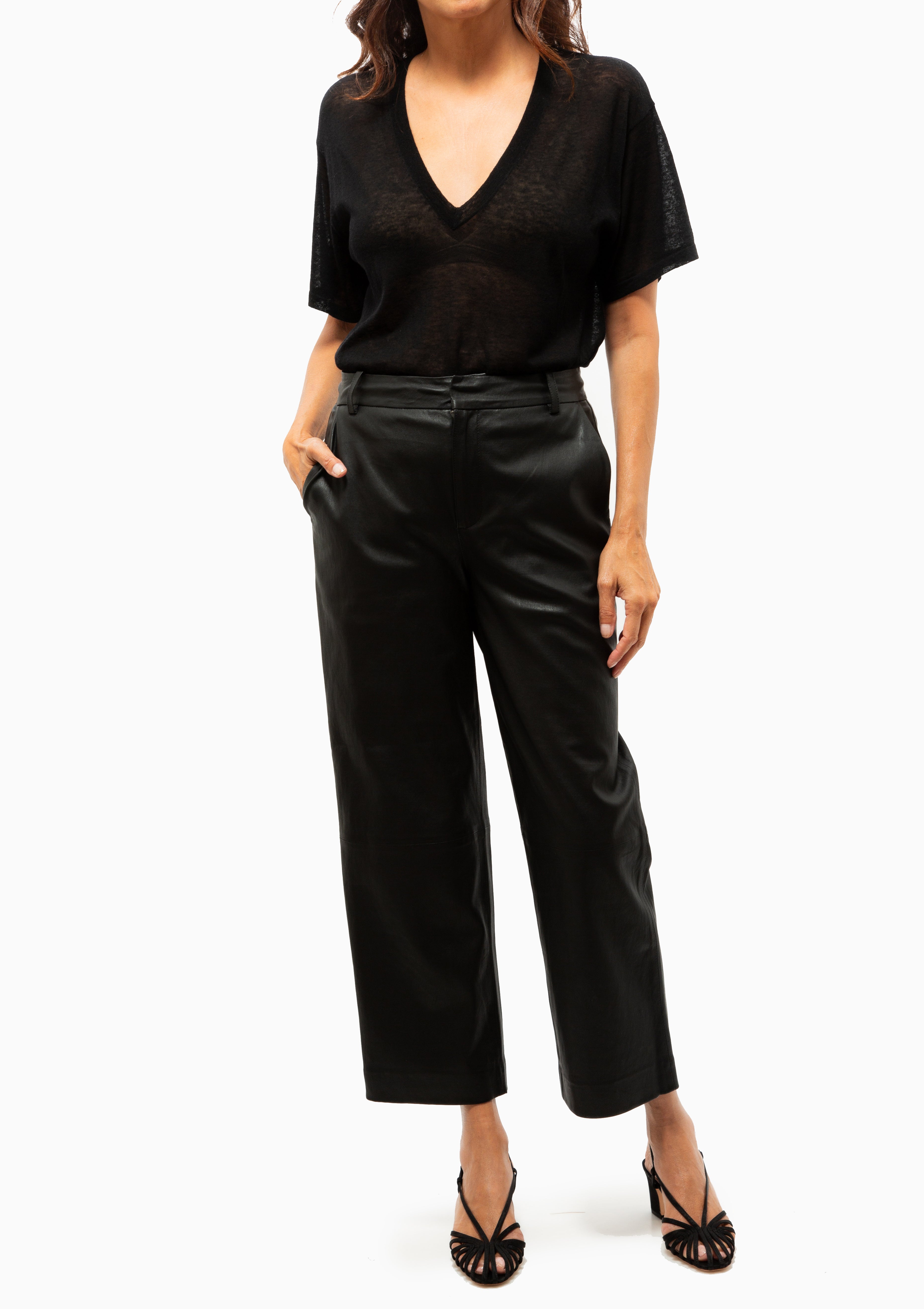 V Neck Tee | Black