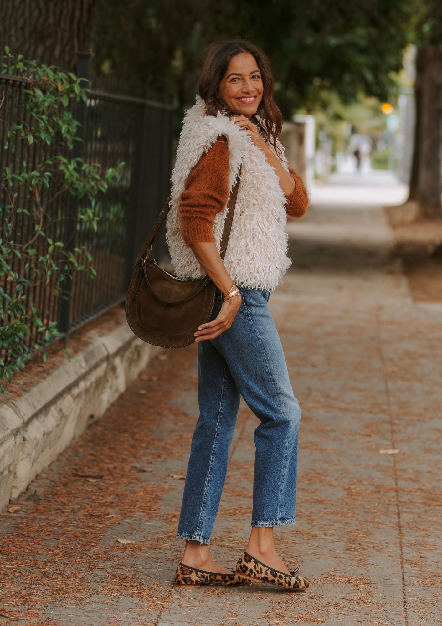 Oskan Soft Zipped Bag | Bronze