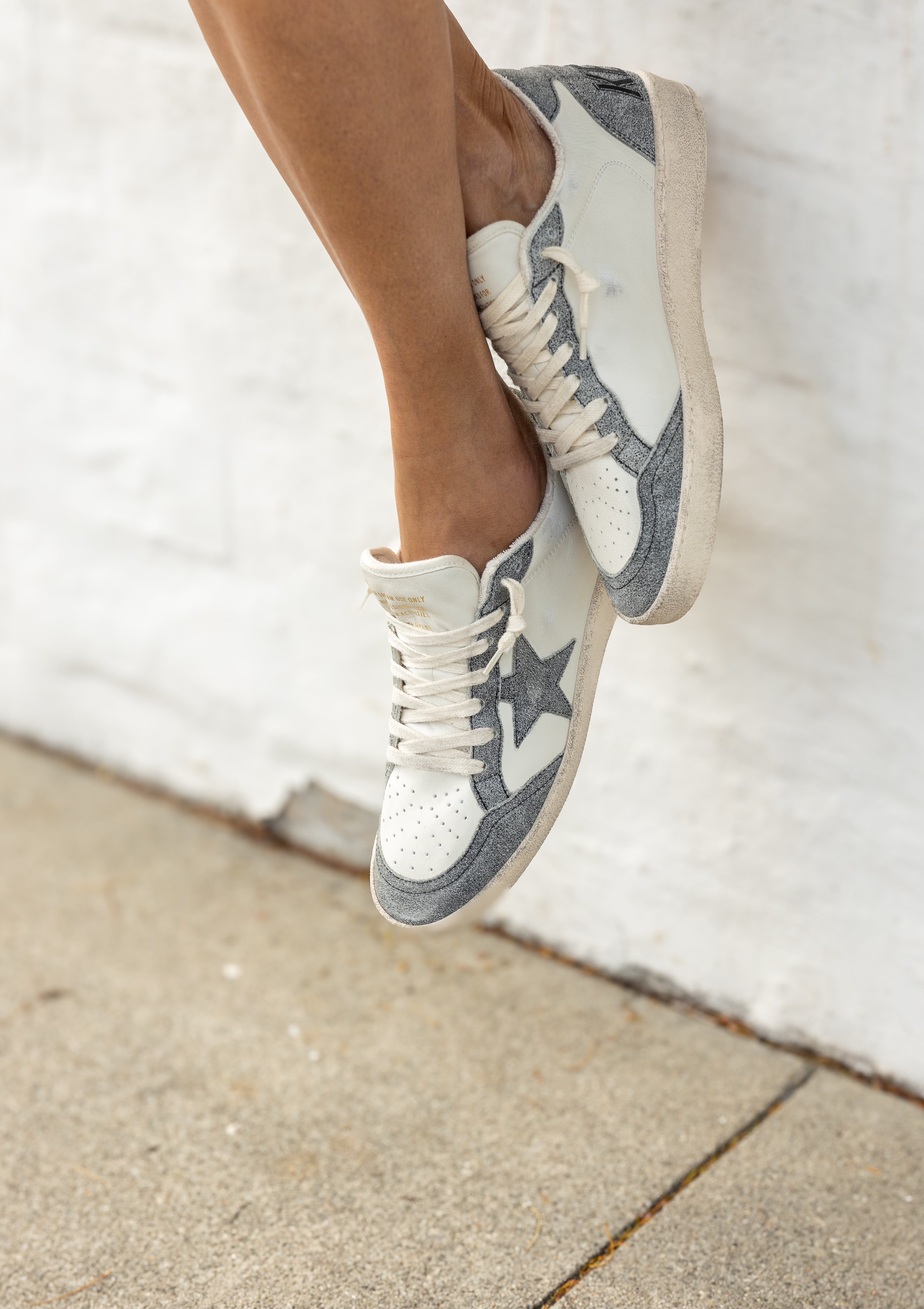 White shoes with gold stars clearance