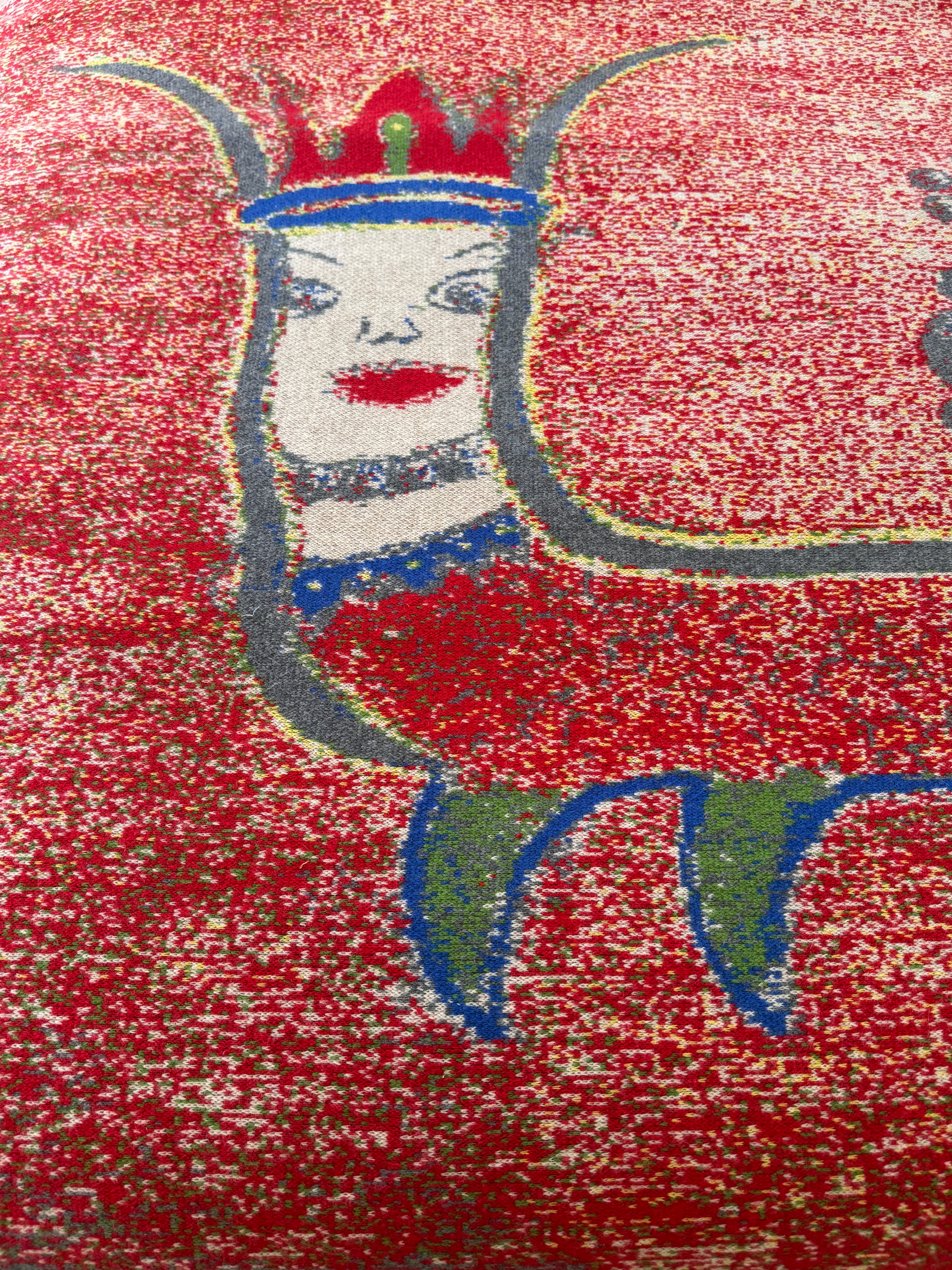 Red Queen Throw | 51"x71"