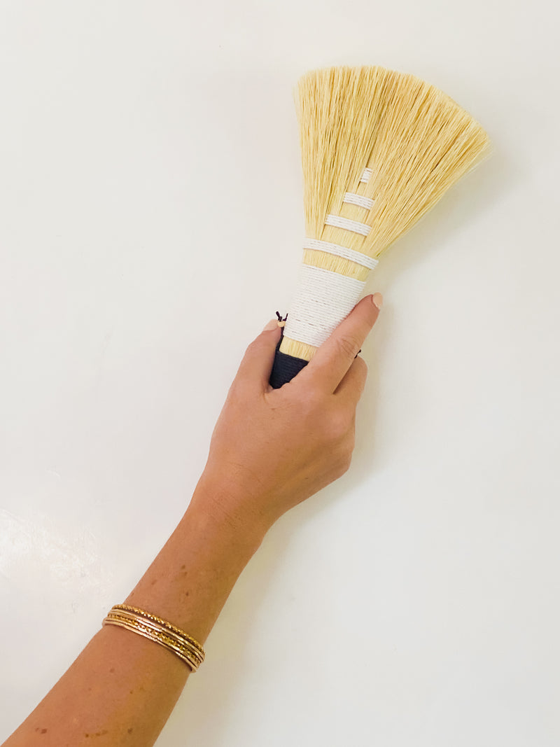 Agave Table Broom | White/Black