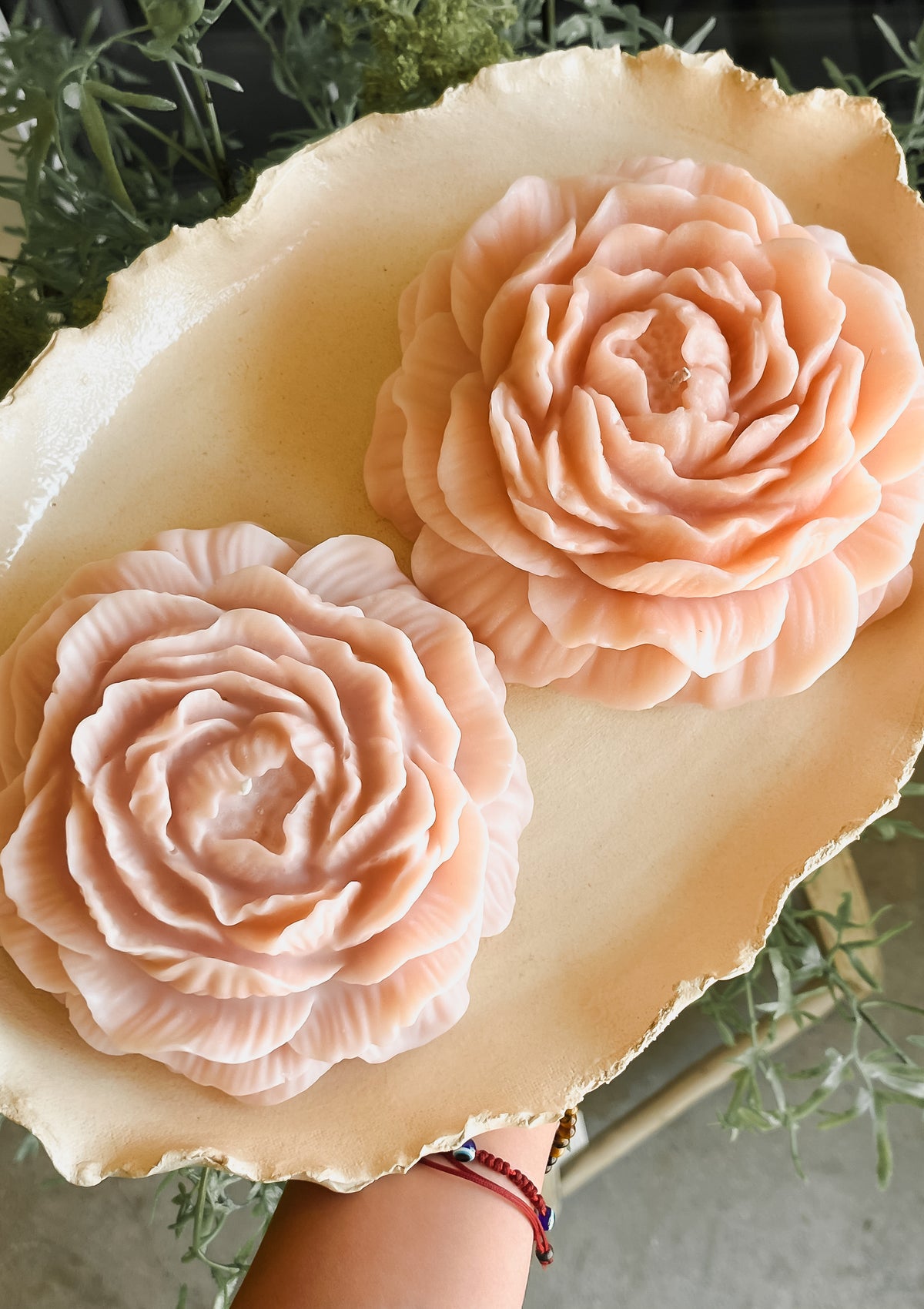 Medium Peony Candle | Peach