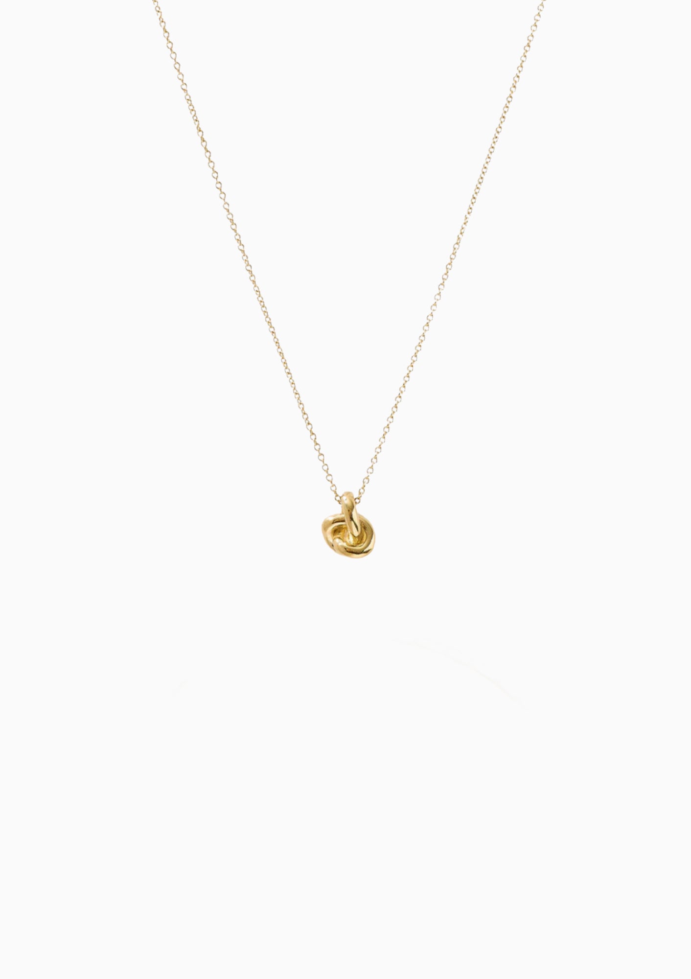 Mini Knot Necklace | Gold