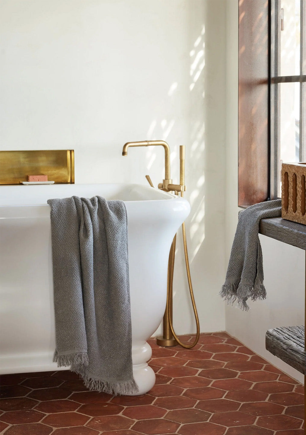 Pure Linen Bath Towel  | Pebble