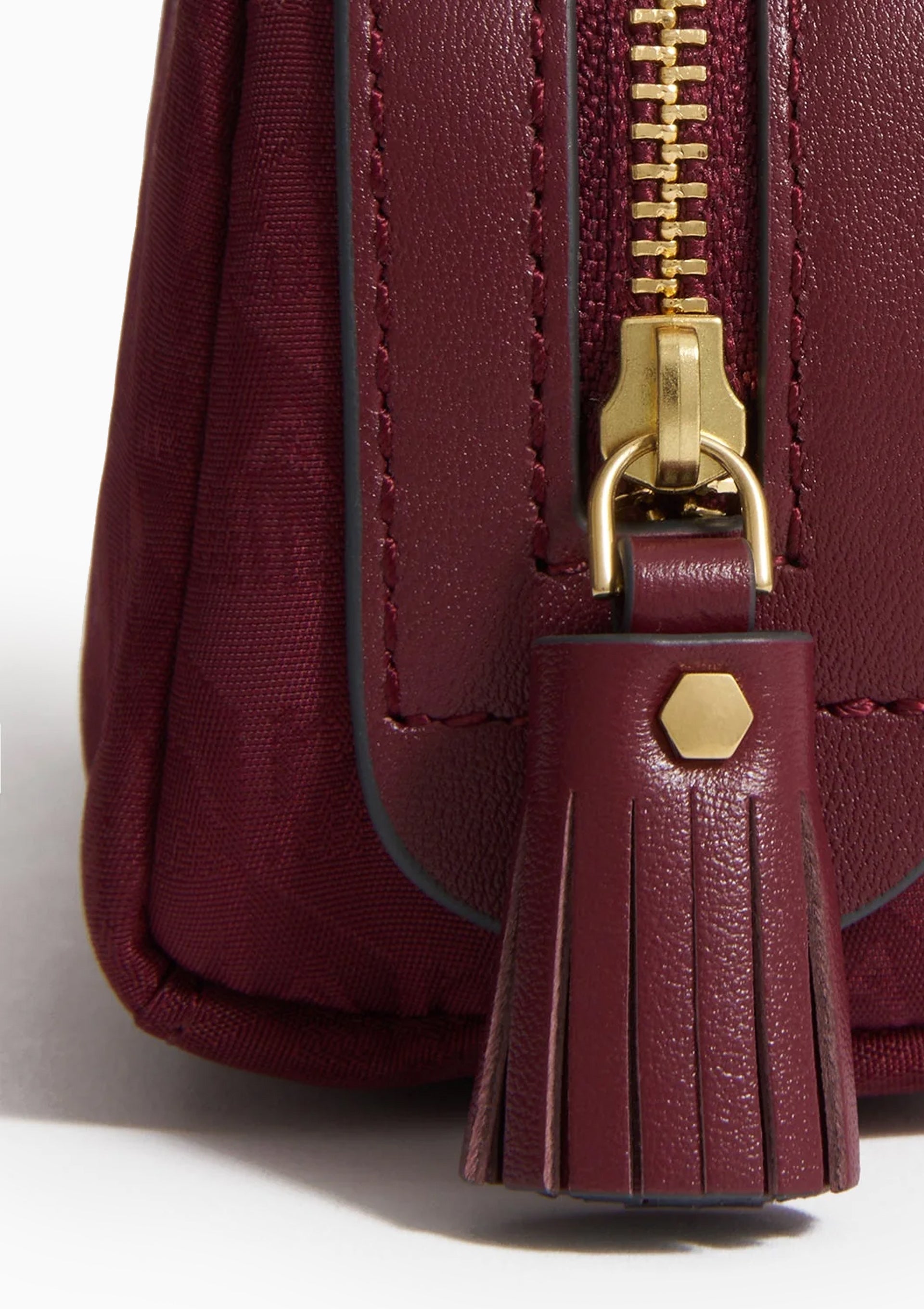 Jacquard Girlie Stuff Pouch | Medium Red