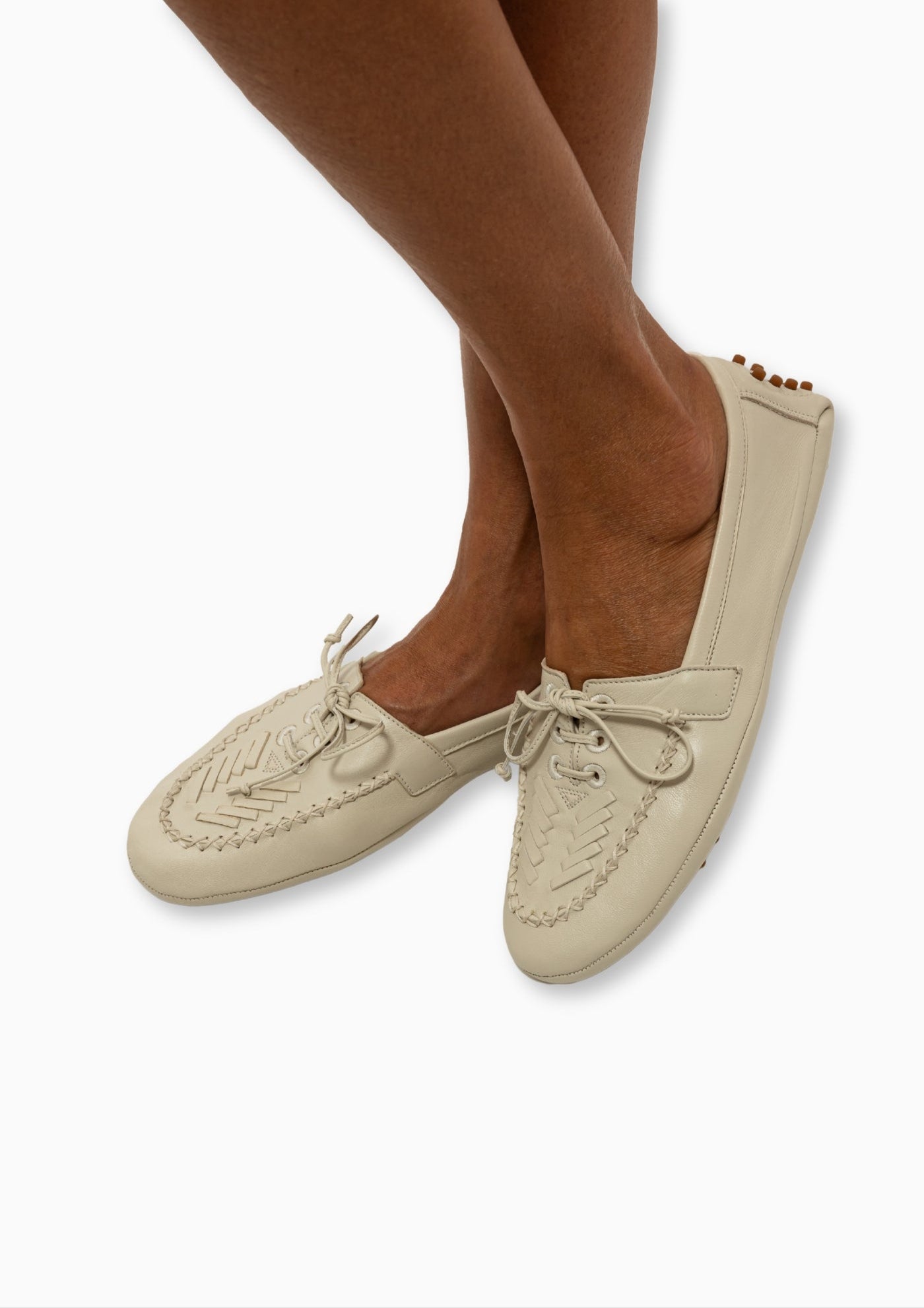 Driver Moccasin | Ecru Leather Embroidered