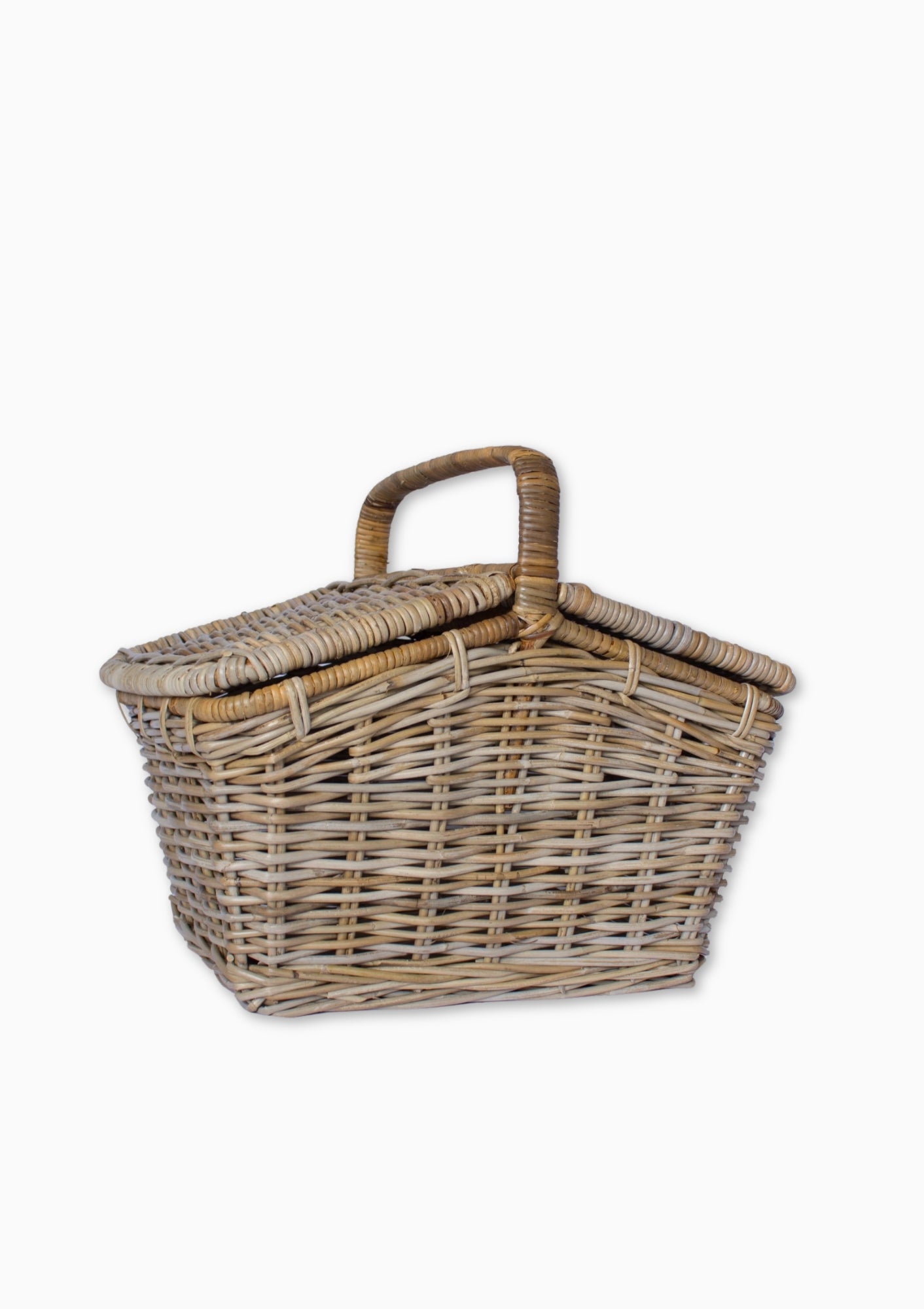 Plan your next picnic with this Rattan picnic basket, available at Diani.