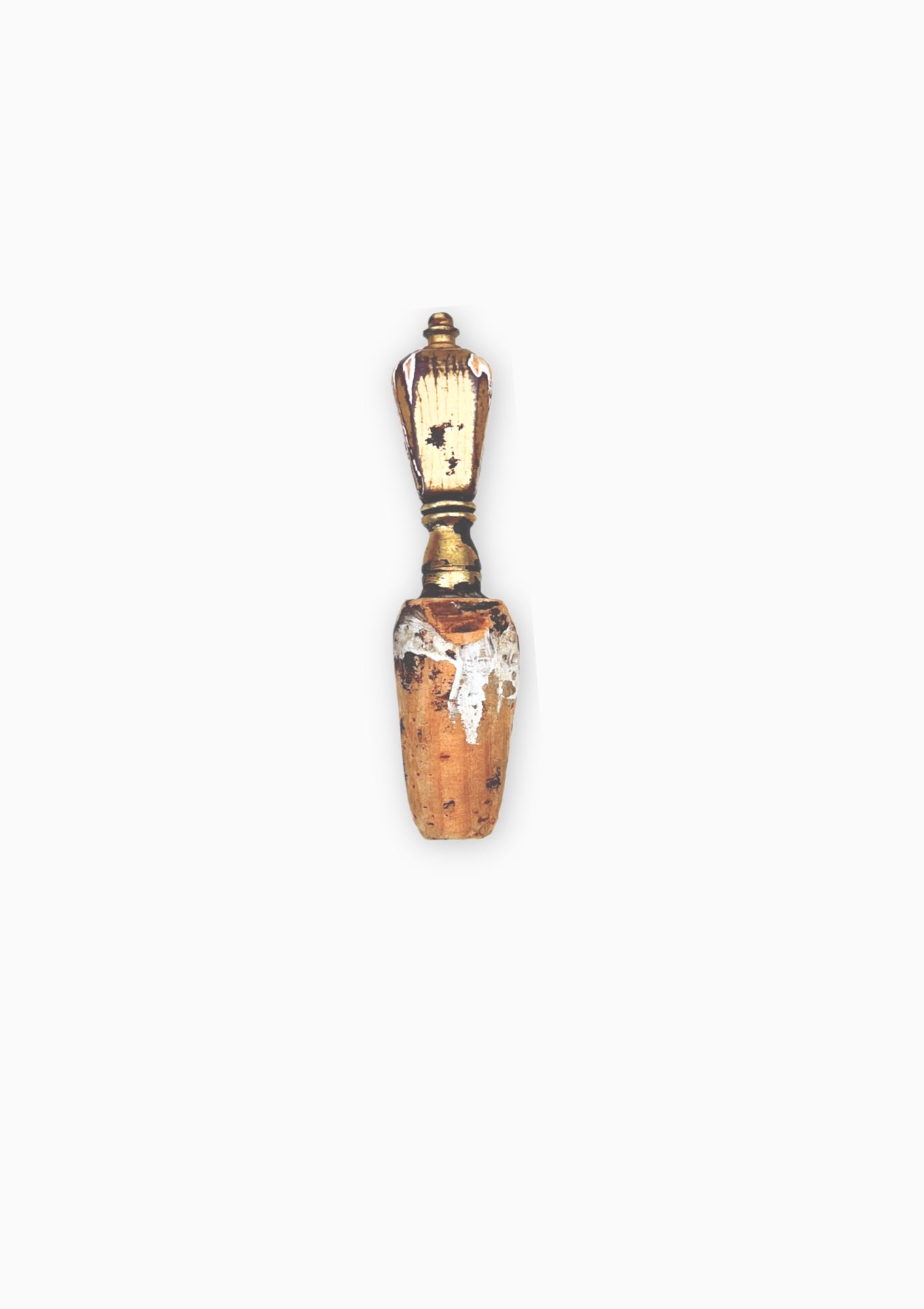 The Royal Cork bottle stopper available at Diani.