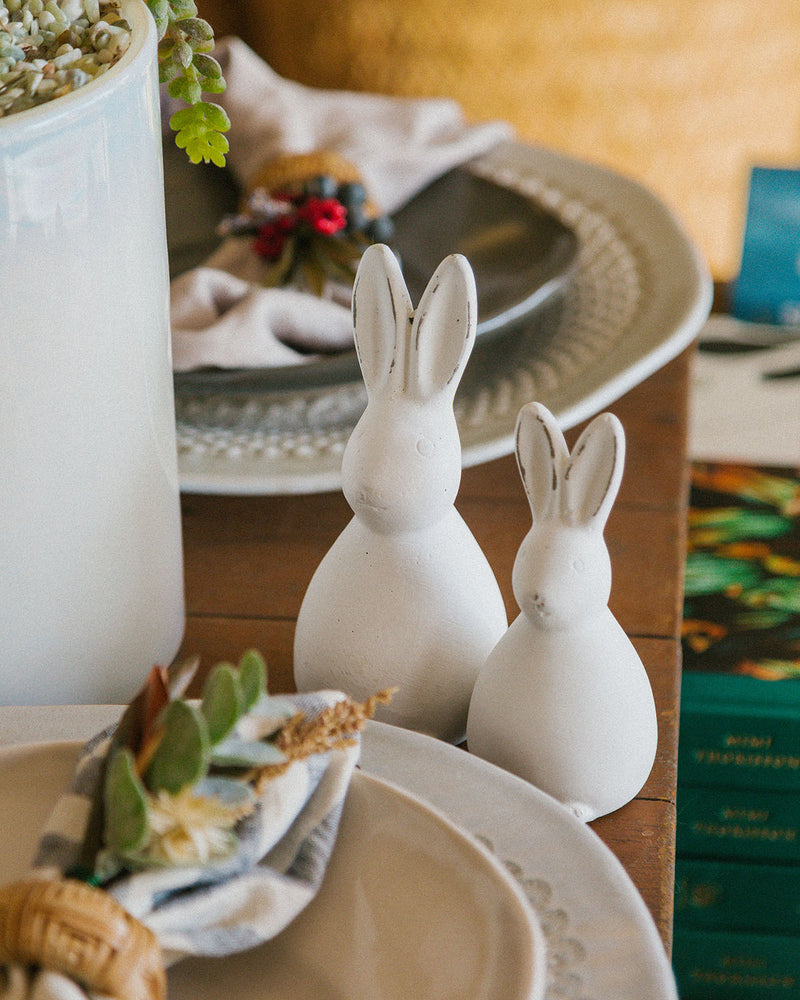 Doe Rabbit Statue | 2.25" x 4.75"