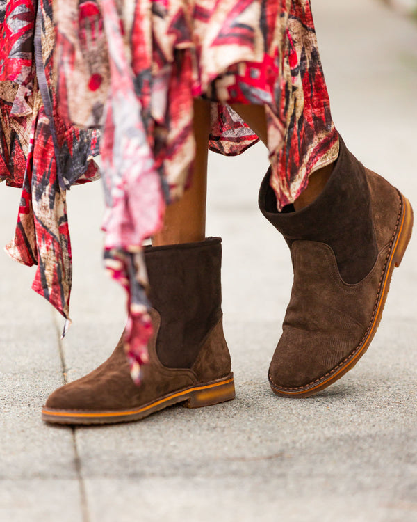 Valeria Sheepskin Boot | Ebano
