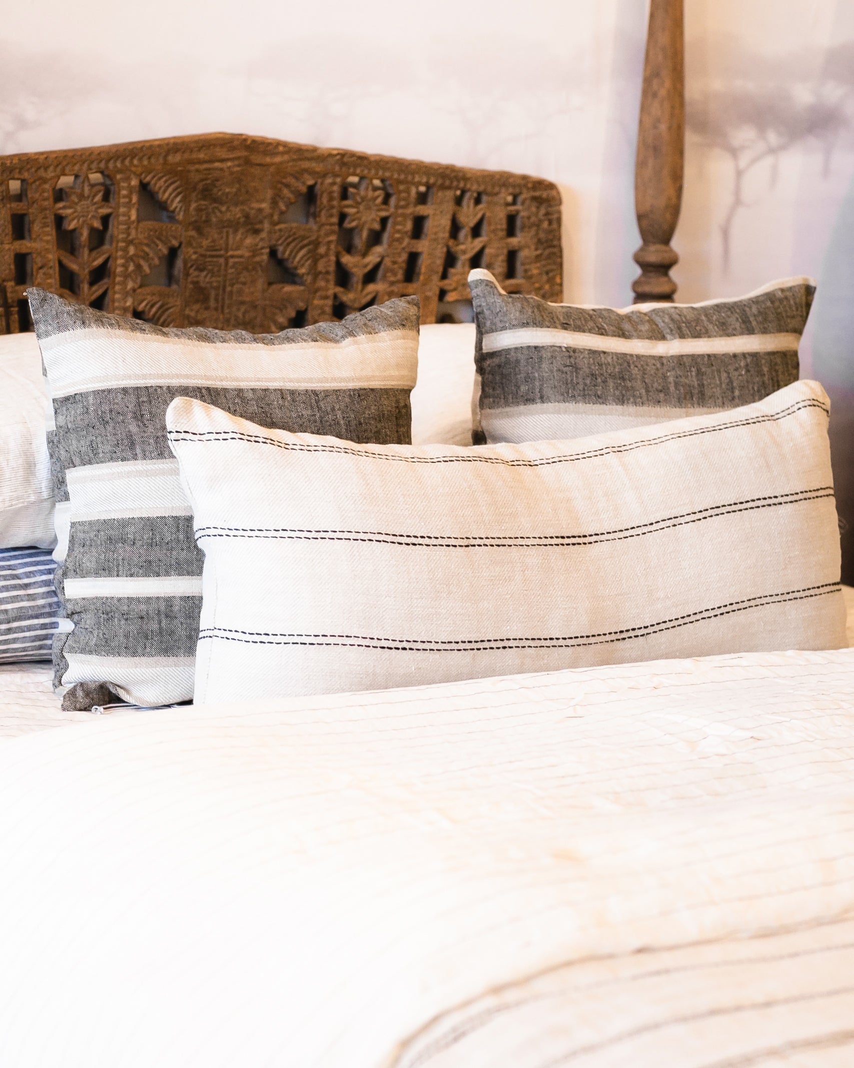 Mira Linen Cushion | Enzo