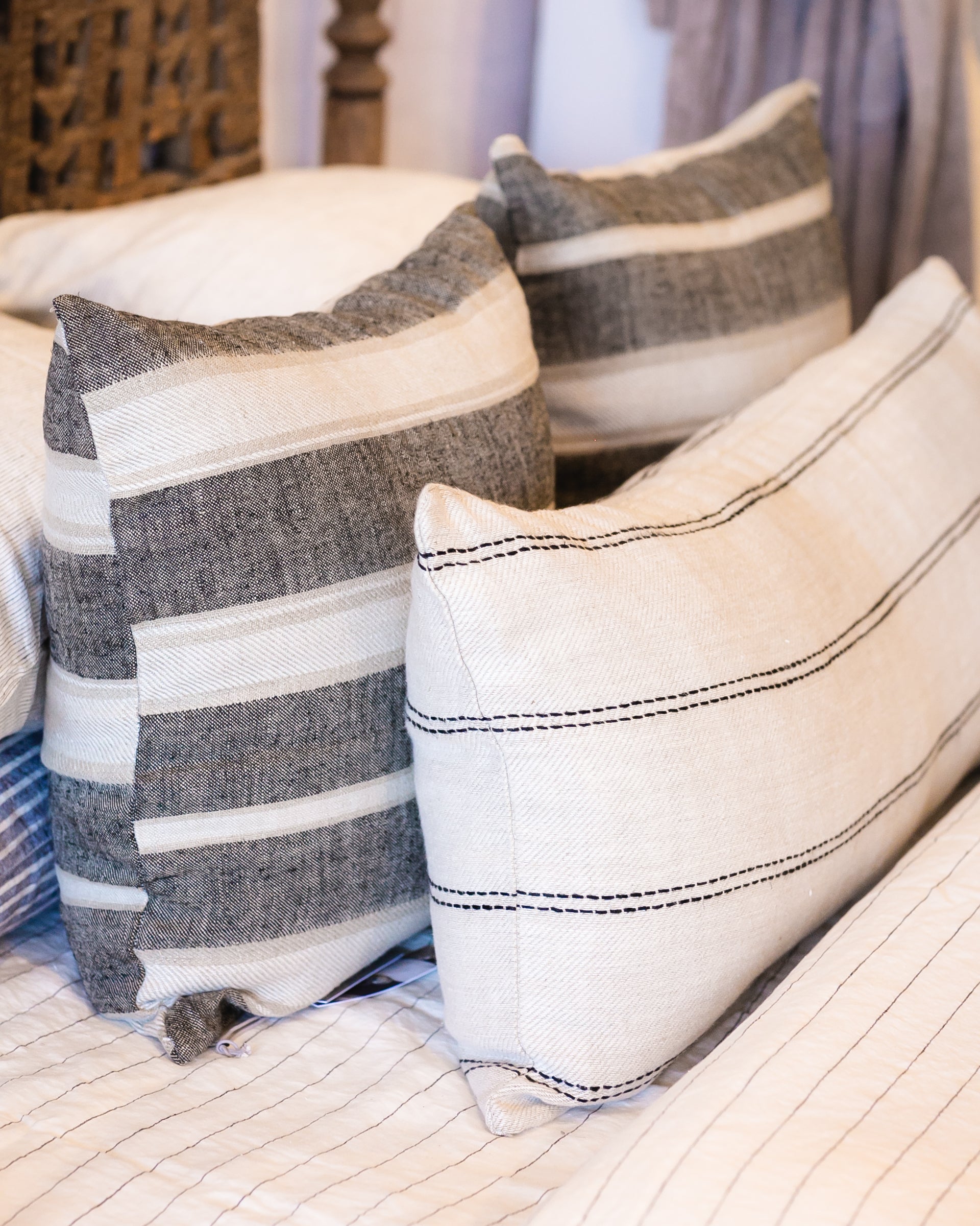 Mira Linen Cushion | Enzo
