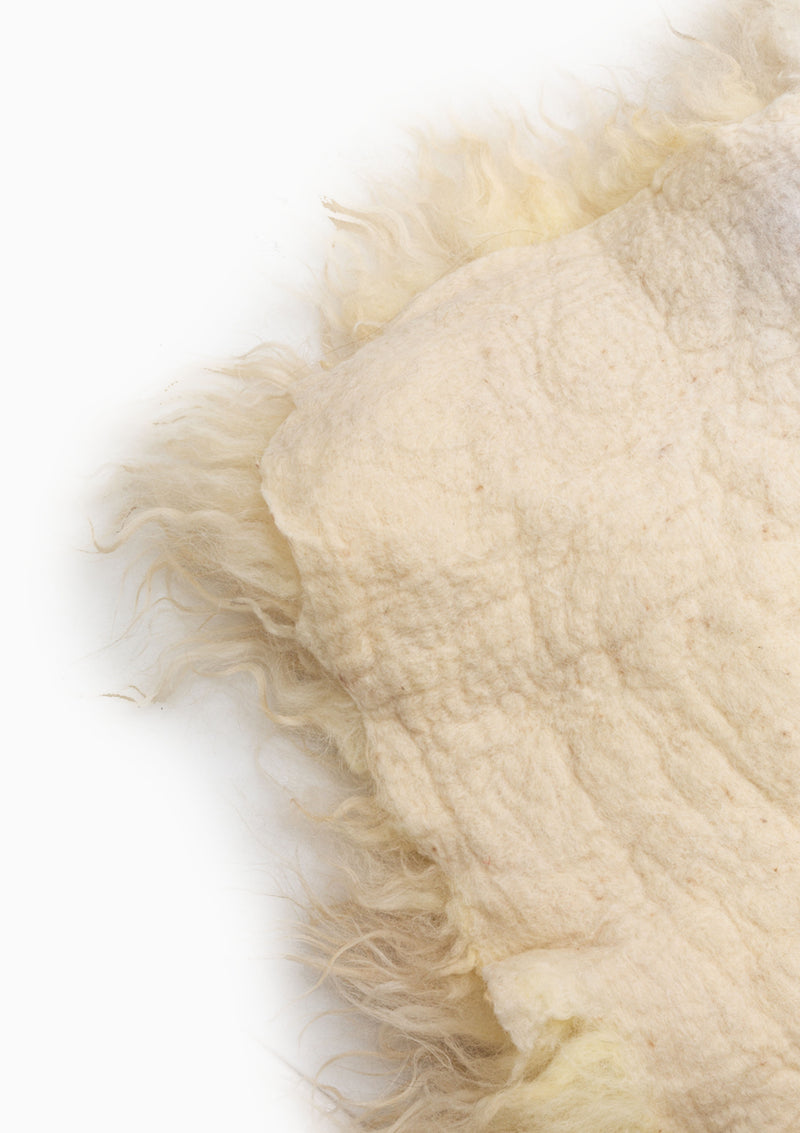 Cross Valais Blacknose Felted Collection Rug 1