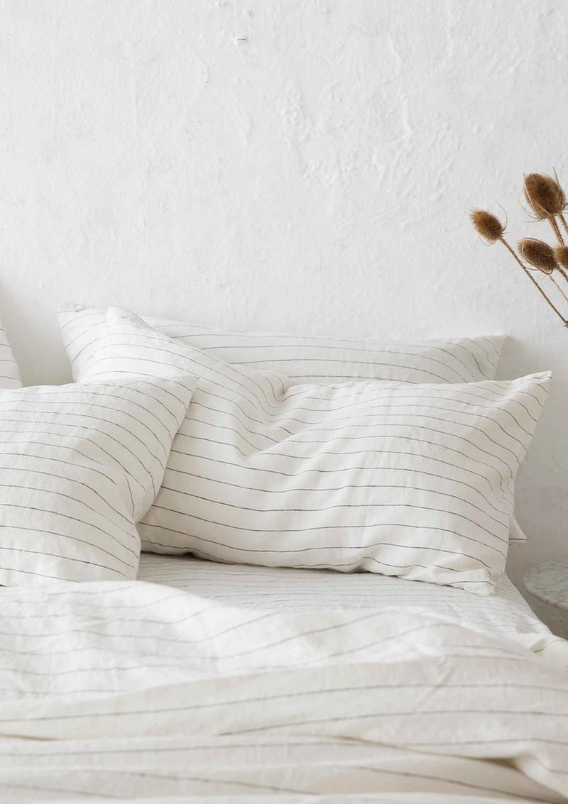 White clearance linen pillowcases