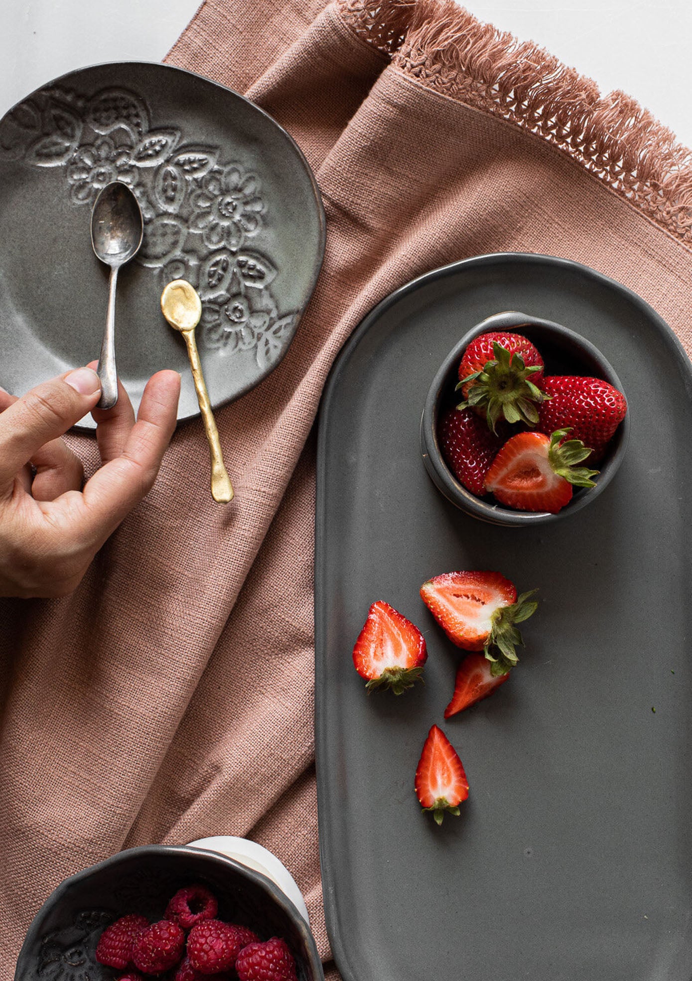 Lace Dessert Plate | Gunmetal