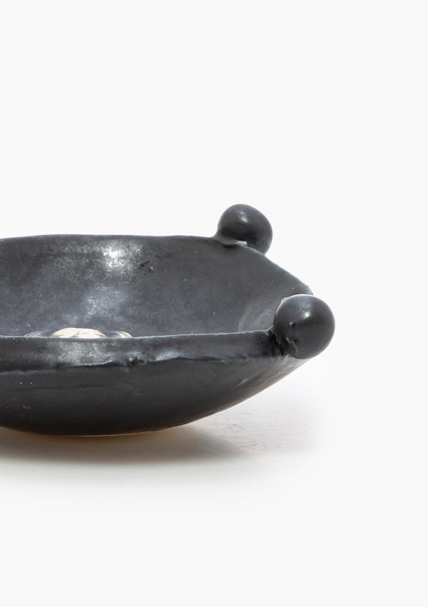 Perseus Edith Dish With Pearls | Soot