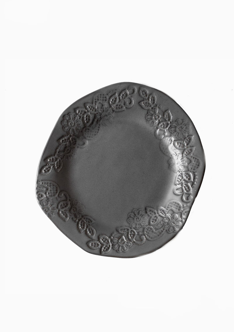 Lace Piatra Dinner Plate | Gunmetal