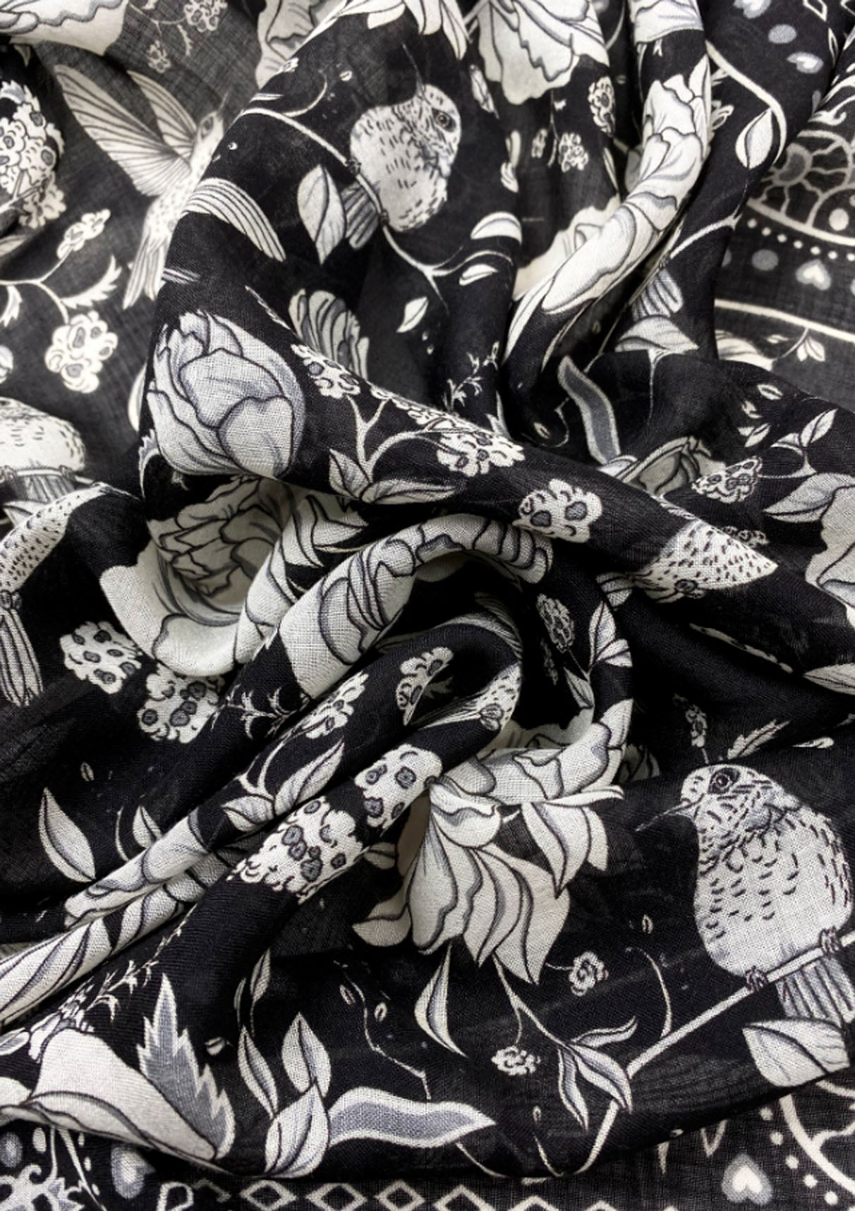 BV Gardening | Black