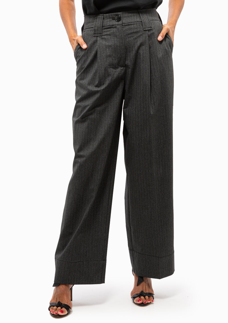 Drapey Suiting Mid Waist Pleat Pant